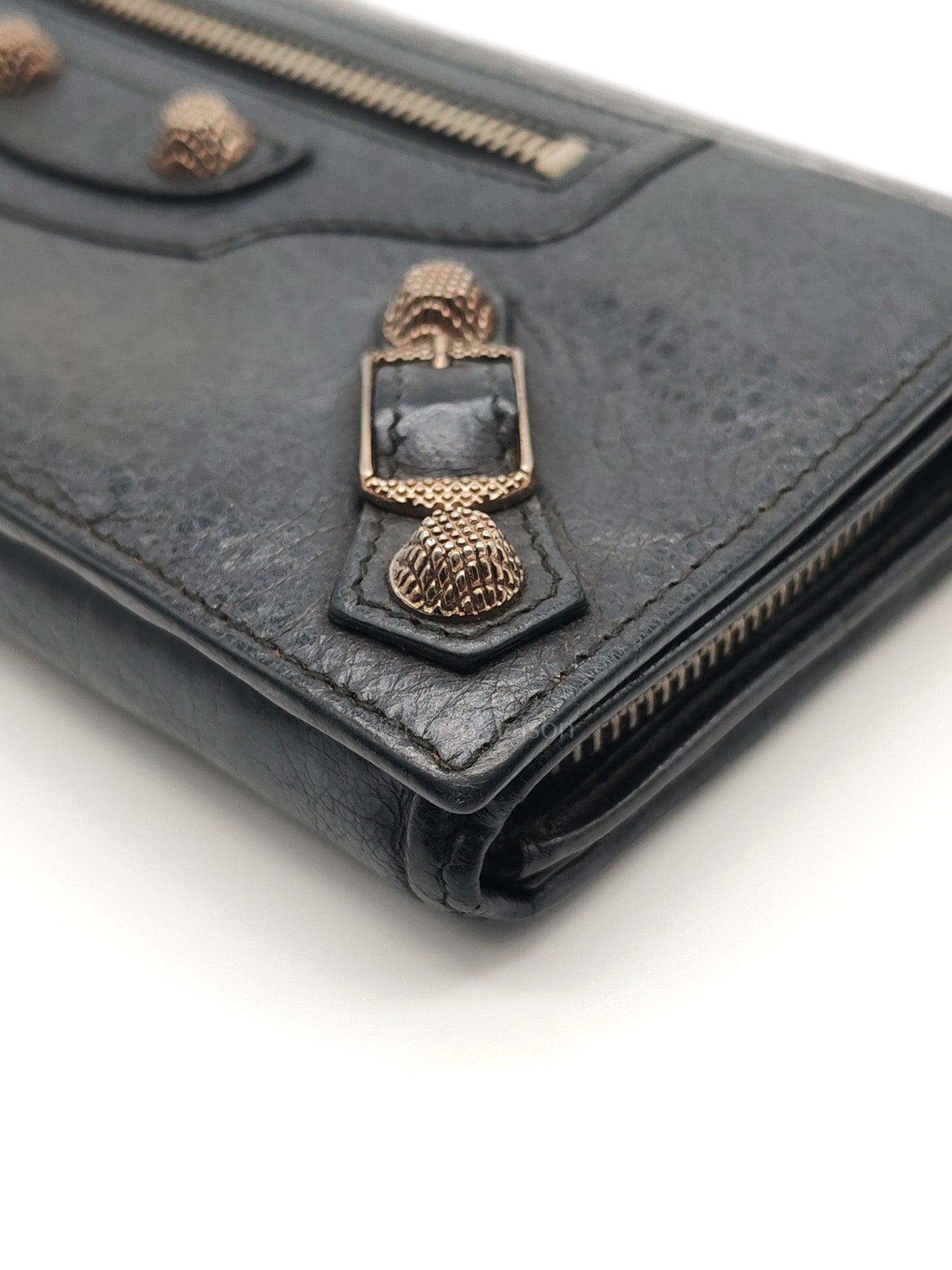 Arena Giant Continental Wallet in Black Leather | Purse Maison Luxury Bags Shop