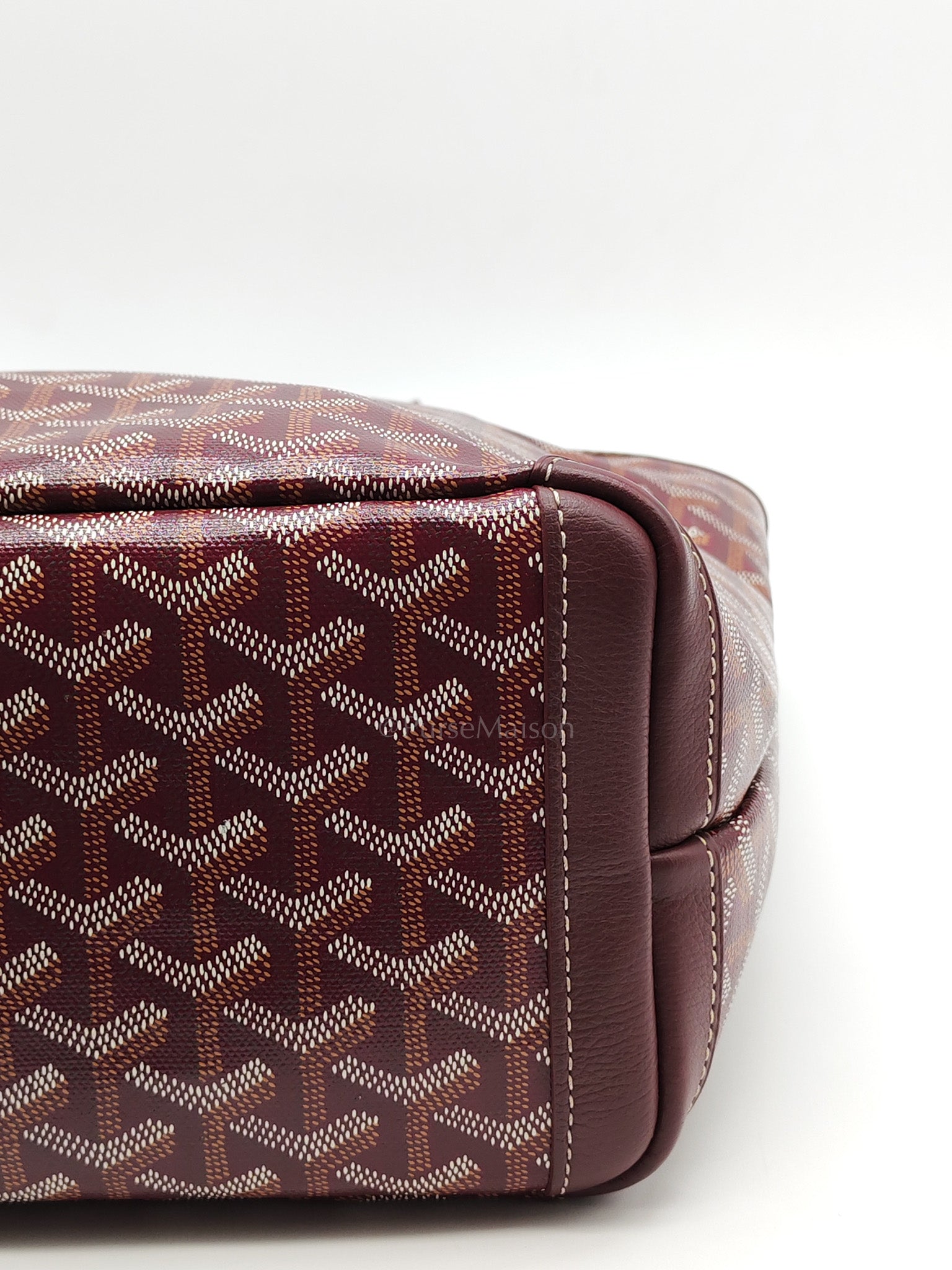Artois PM in Burgundy Goyardine Canvas | Purse Maison Luxury Bags Shop