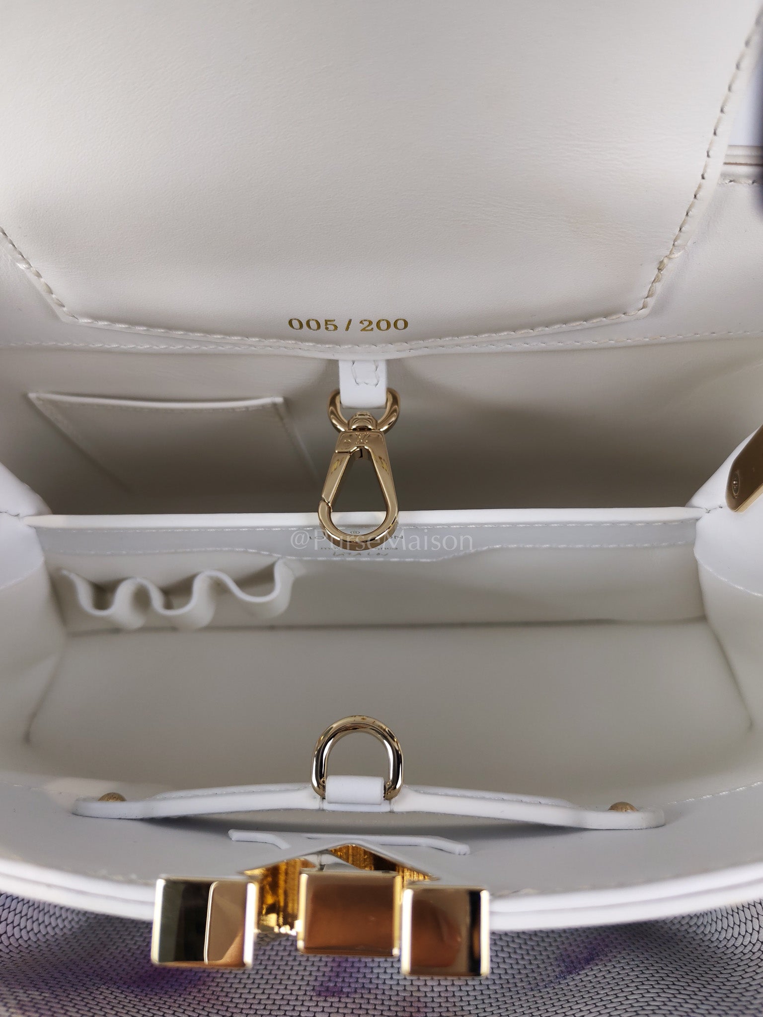 Arty Cappucines Limited Edition BB in White Taurillon Cowhide Leather (Microchip) | Purse Maison Luxury Bags Shop