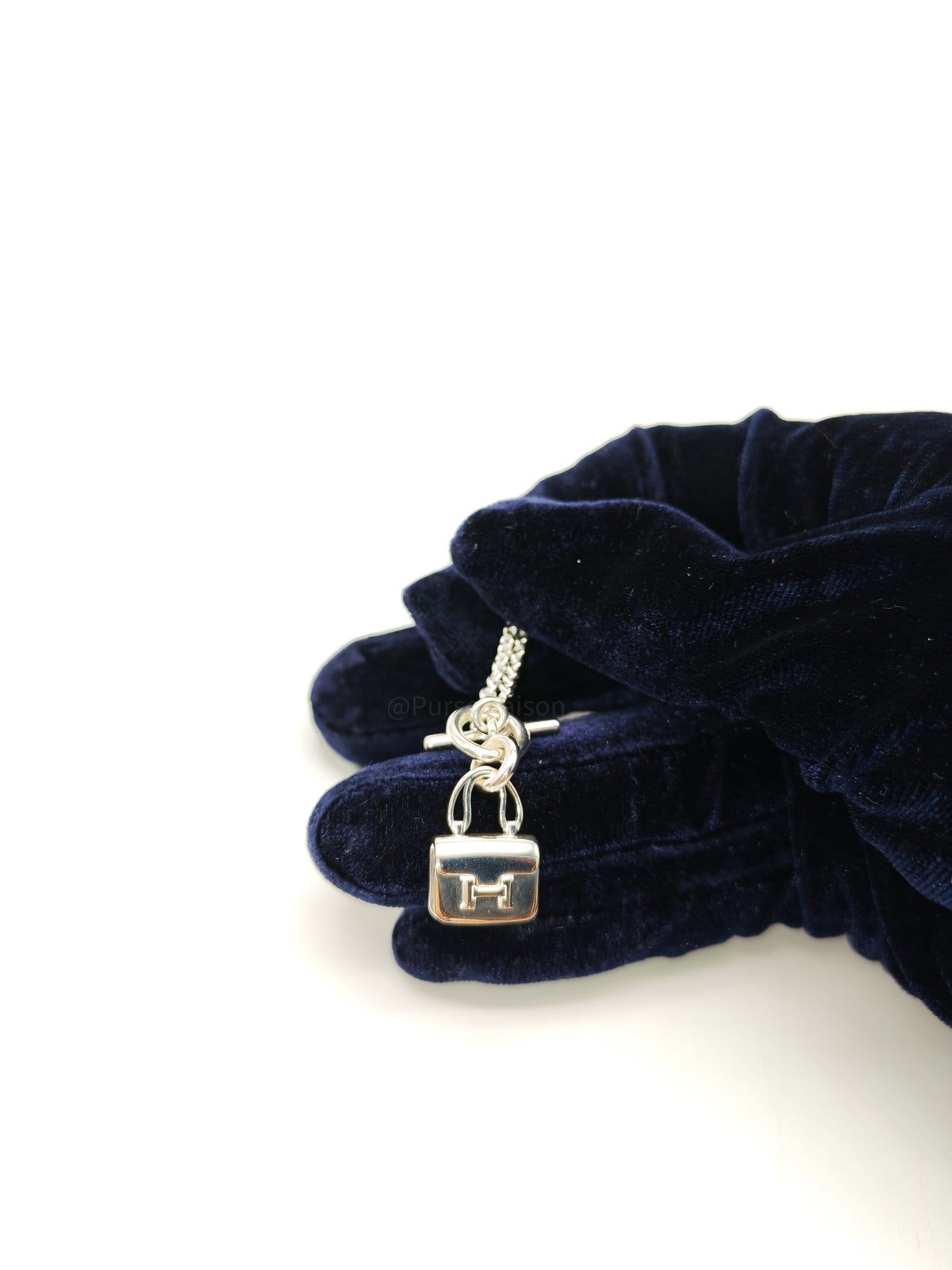 Hermes Amulette Constance Pendant