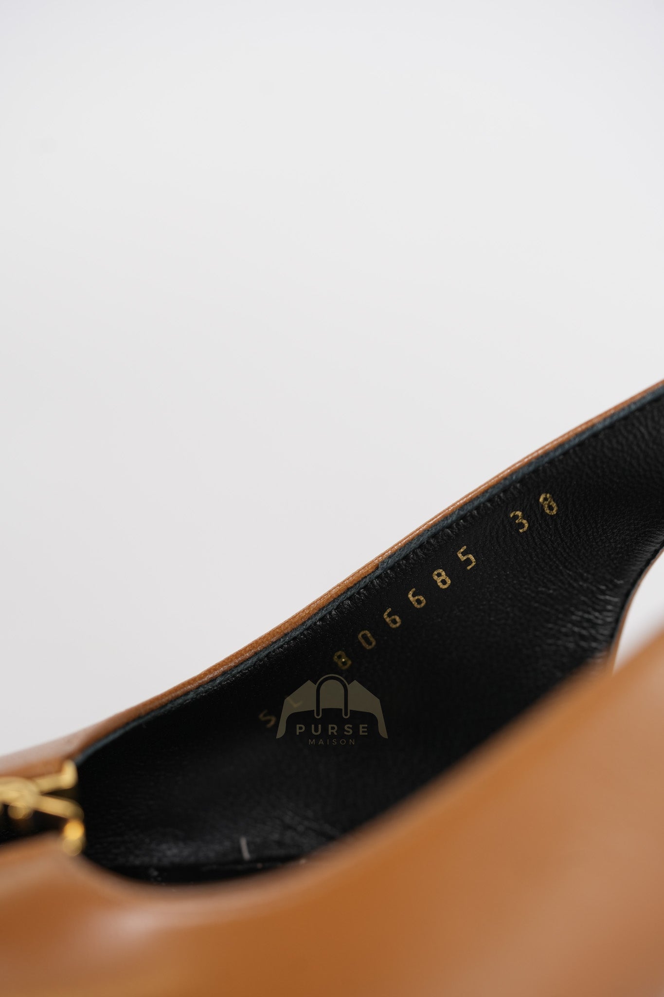 Babylone Breteuil Slingback Pumps in Macadamia Smooth Leather Size 38 (24cm) | Purse Maison Luxury Bags Shop