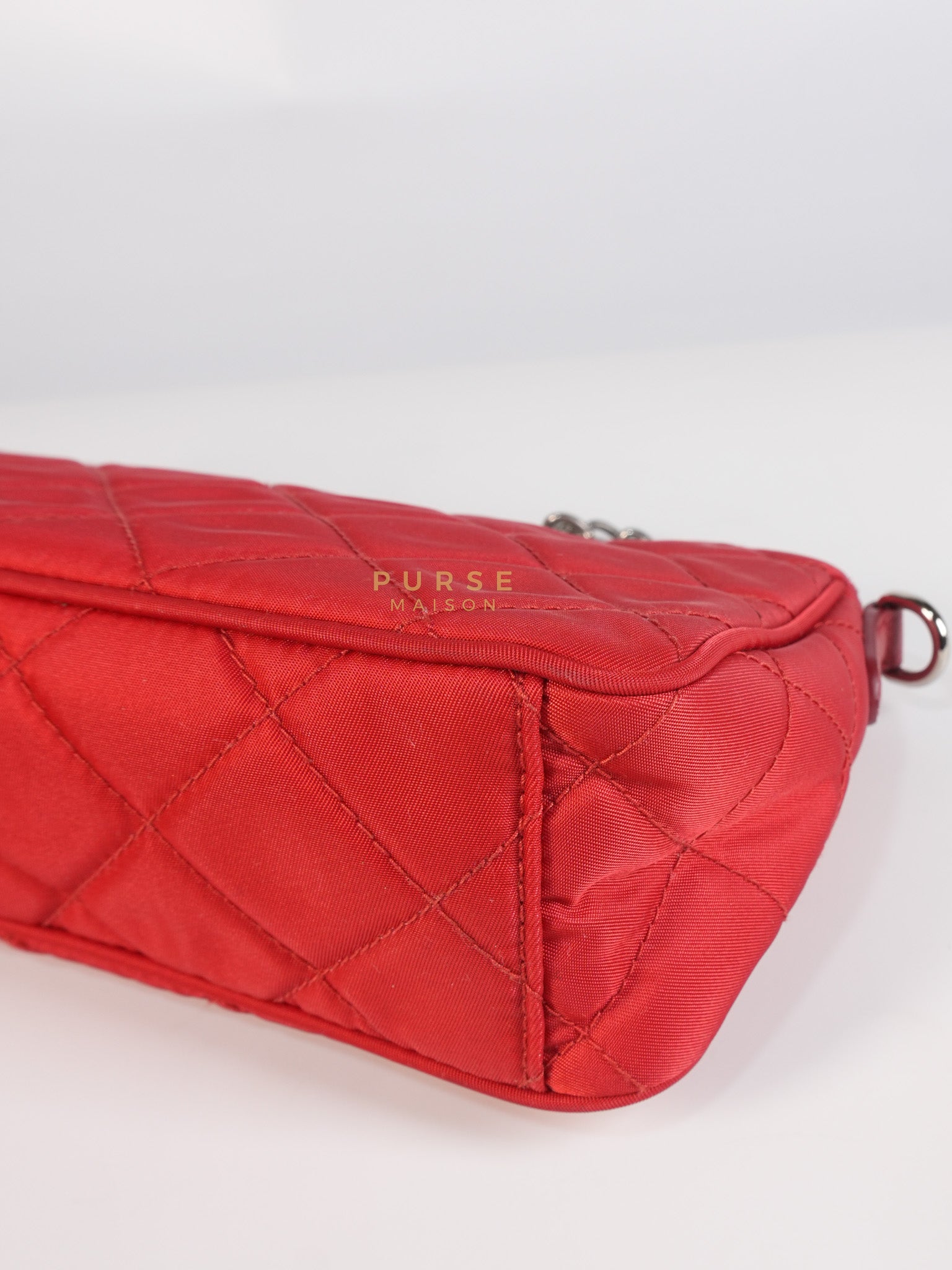 Baguette in Red Nylon Tessuto Impunto Two Way Bag | Purse Maison Luxury Bags Shop