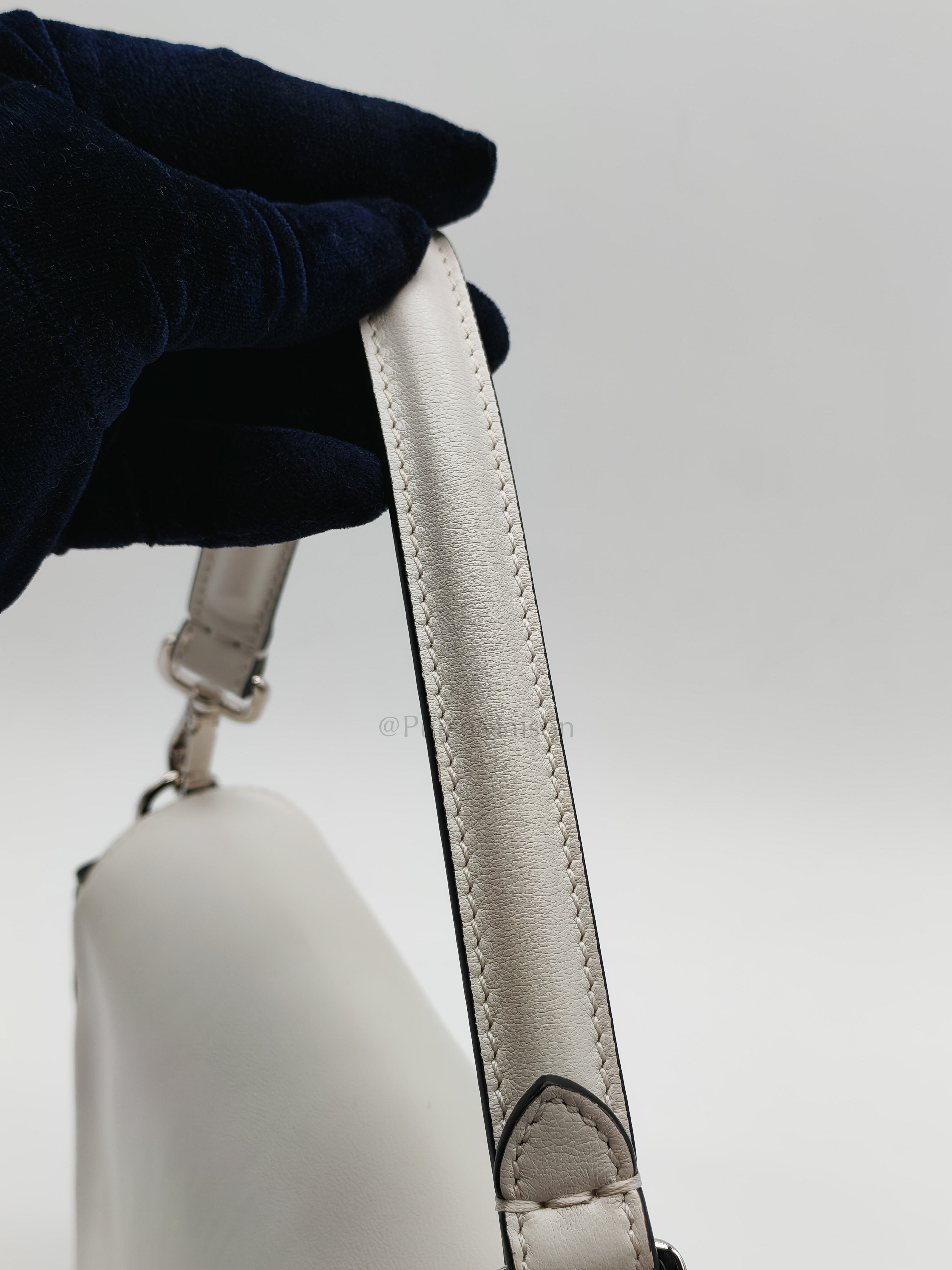 Baguette Vitello Nappa Leather in White Shoulder Bag | Purse Maison Luxury Bags Shop
