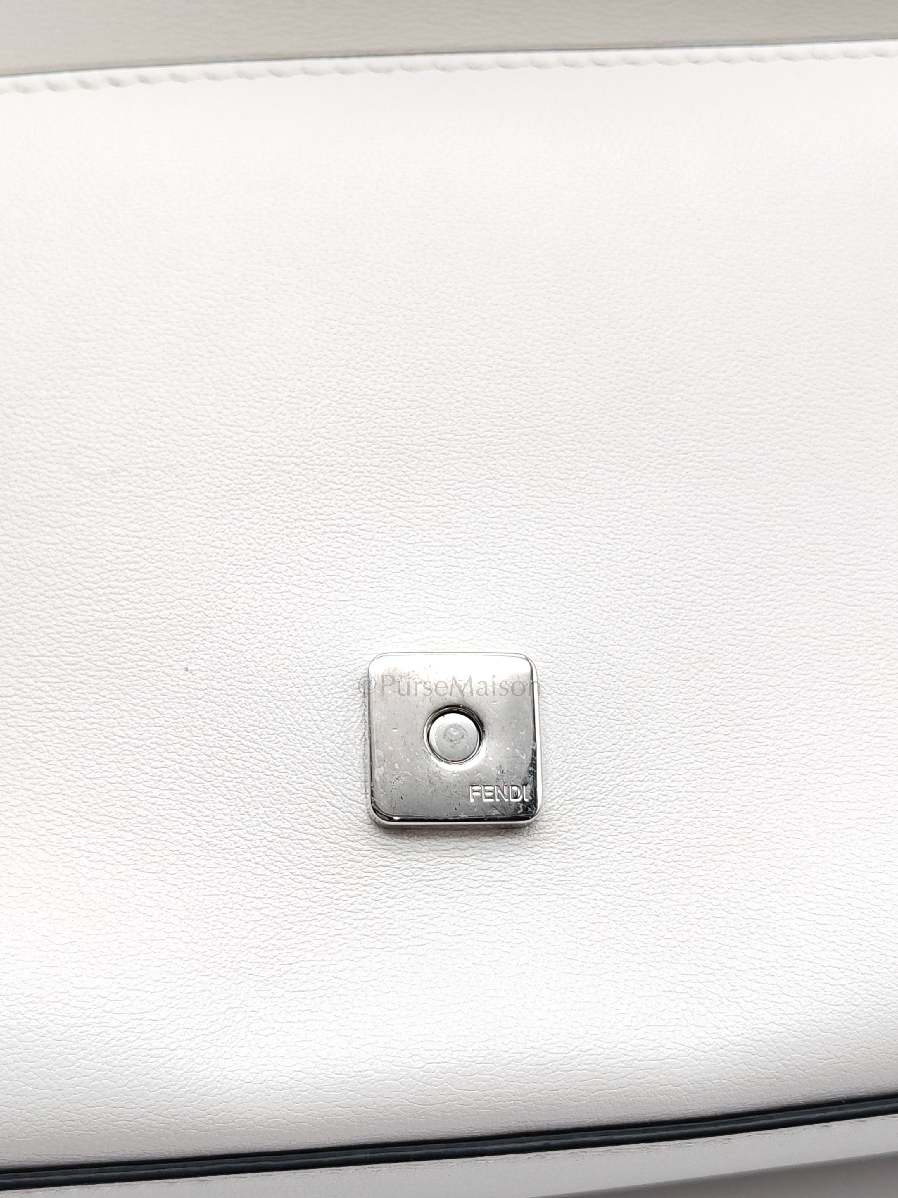 Baguette Vitello Nappa Leather in White Shoulder Bag | Purse Maison Luxury Bags Shop