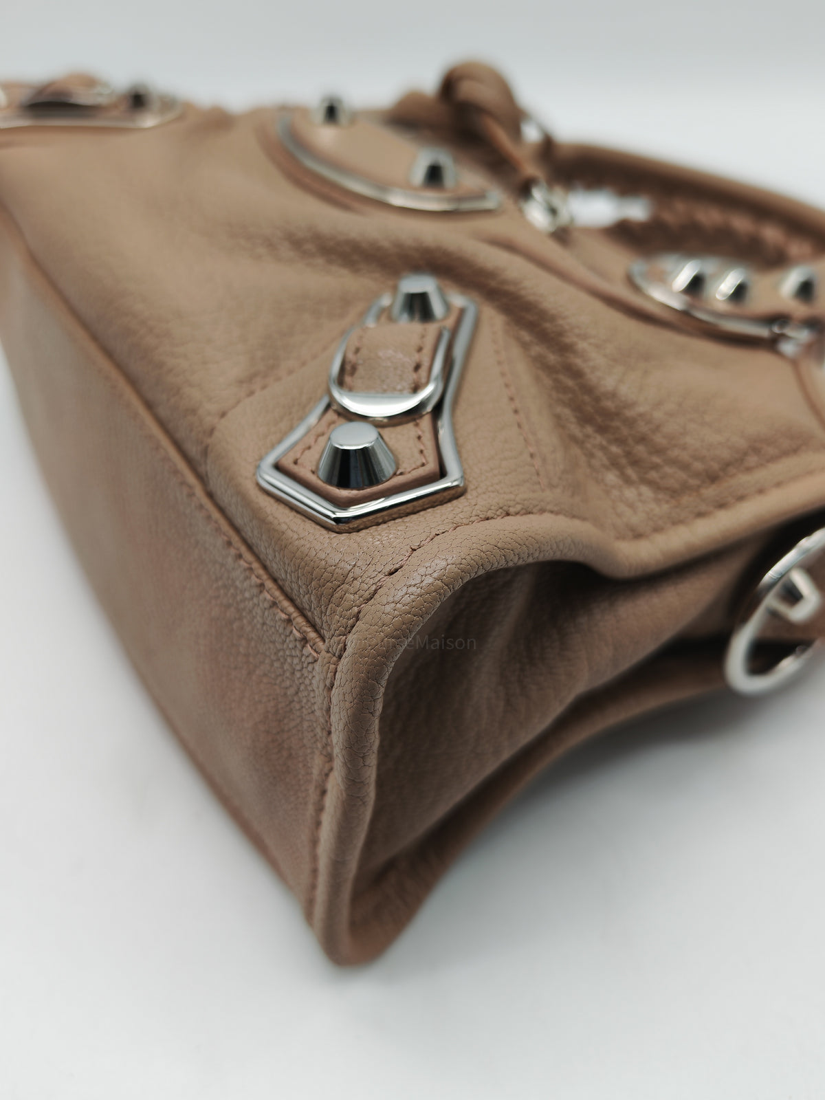 Balenciaga Classic Metallic Edge City Bag in Camel And Silver Hardware | Purse Maison Luxury Bags Shop