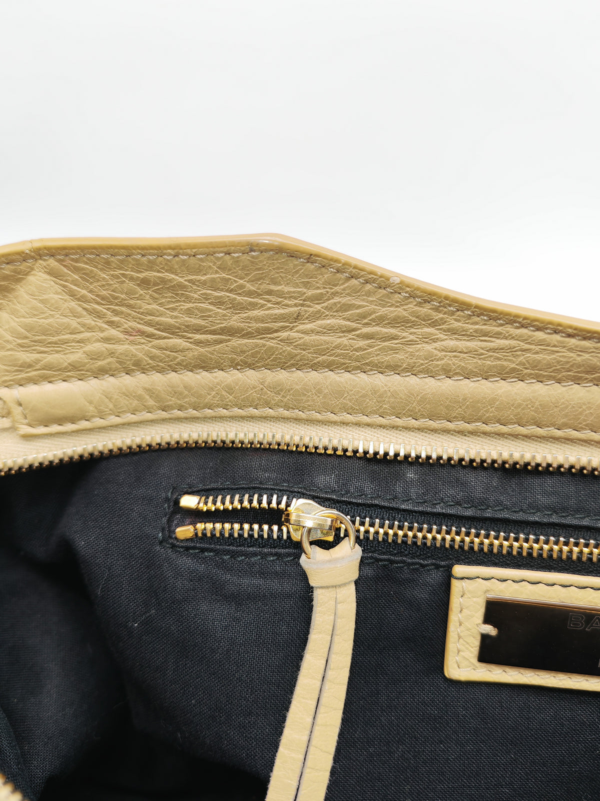 Balenciaga Giant 12 City Bag in Beige Distressed Lambskin Leather and Gold Hardware | Purse Maison Luxury Bags Shop