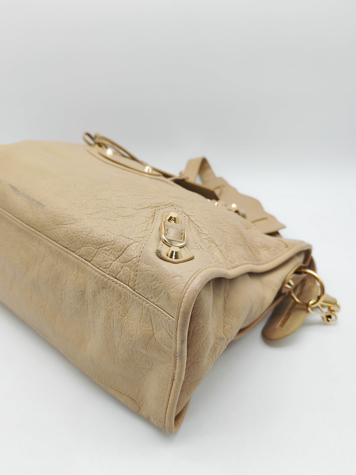 Balenciaga Giant 12 City Bag in Beige Distressed Lambskin Leather and Gold Hardware | Purse Maison Luxury Bags Shop