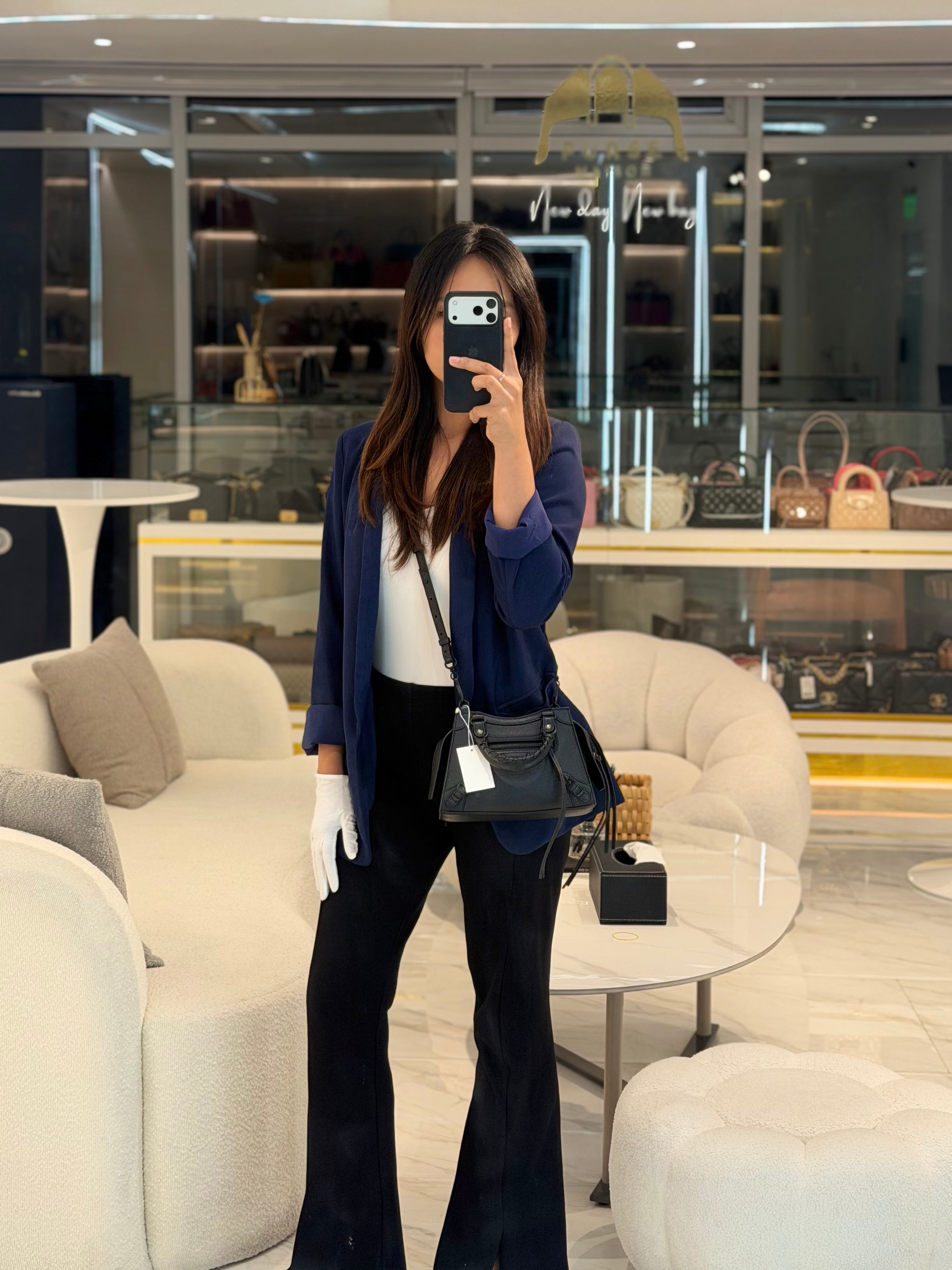 Alma BB in Monogram Canvas (Date code: FL4260) | Purse Maison Luxury Bags Shop