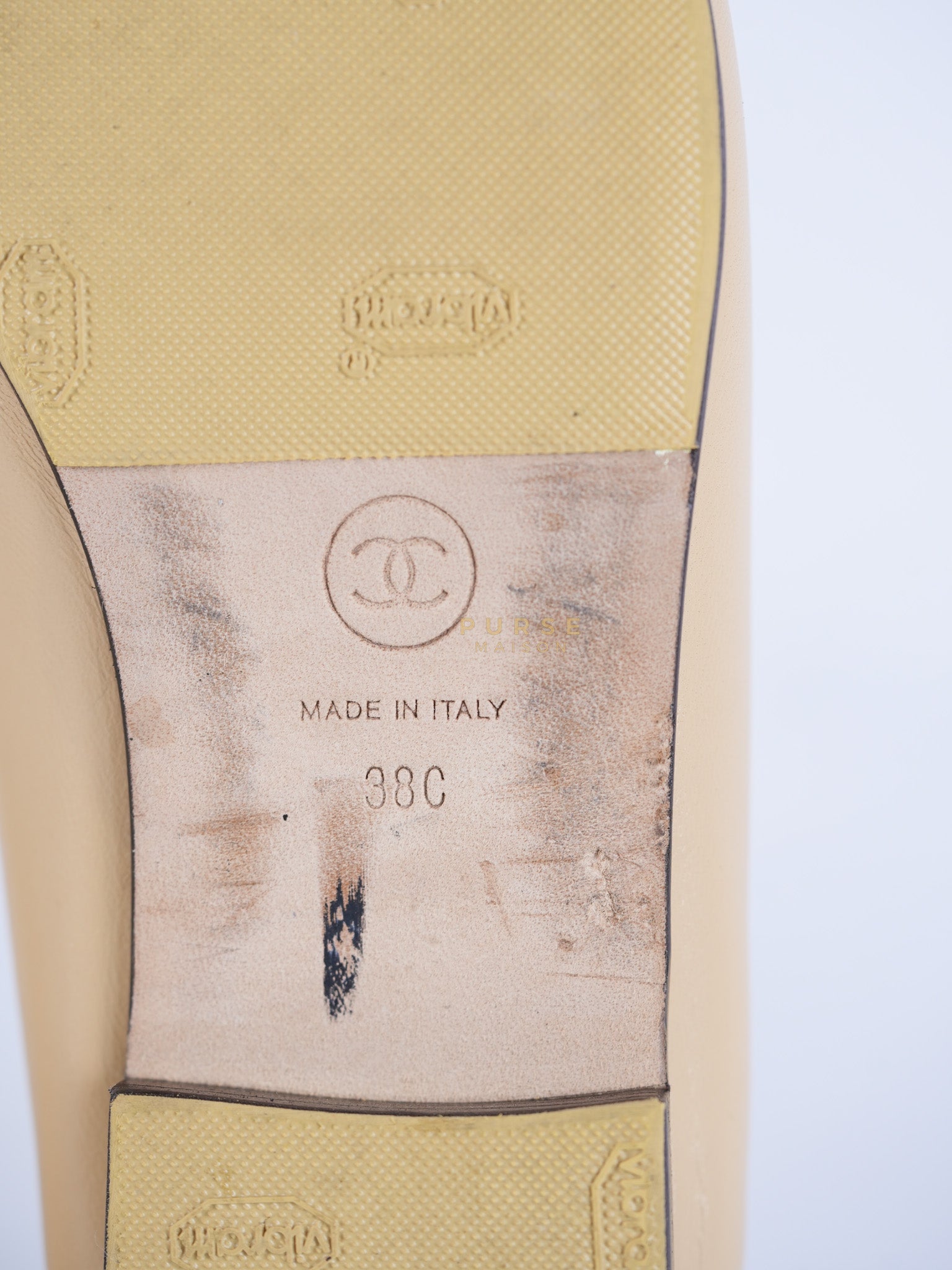 Ballerina Flats Beige/ Black Calfskin Leather Size 38 EU (24cm) | Purse Maison Luxury Bags Shop