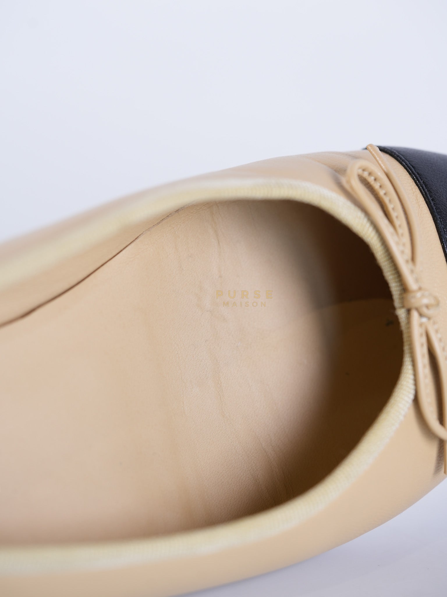 Ballerina Flats Beige/ Black Calfskin Leather Size 38 EU (24cm) | Purse Maison Luxury Bags Shop