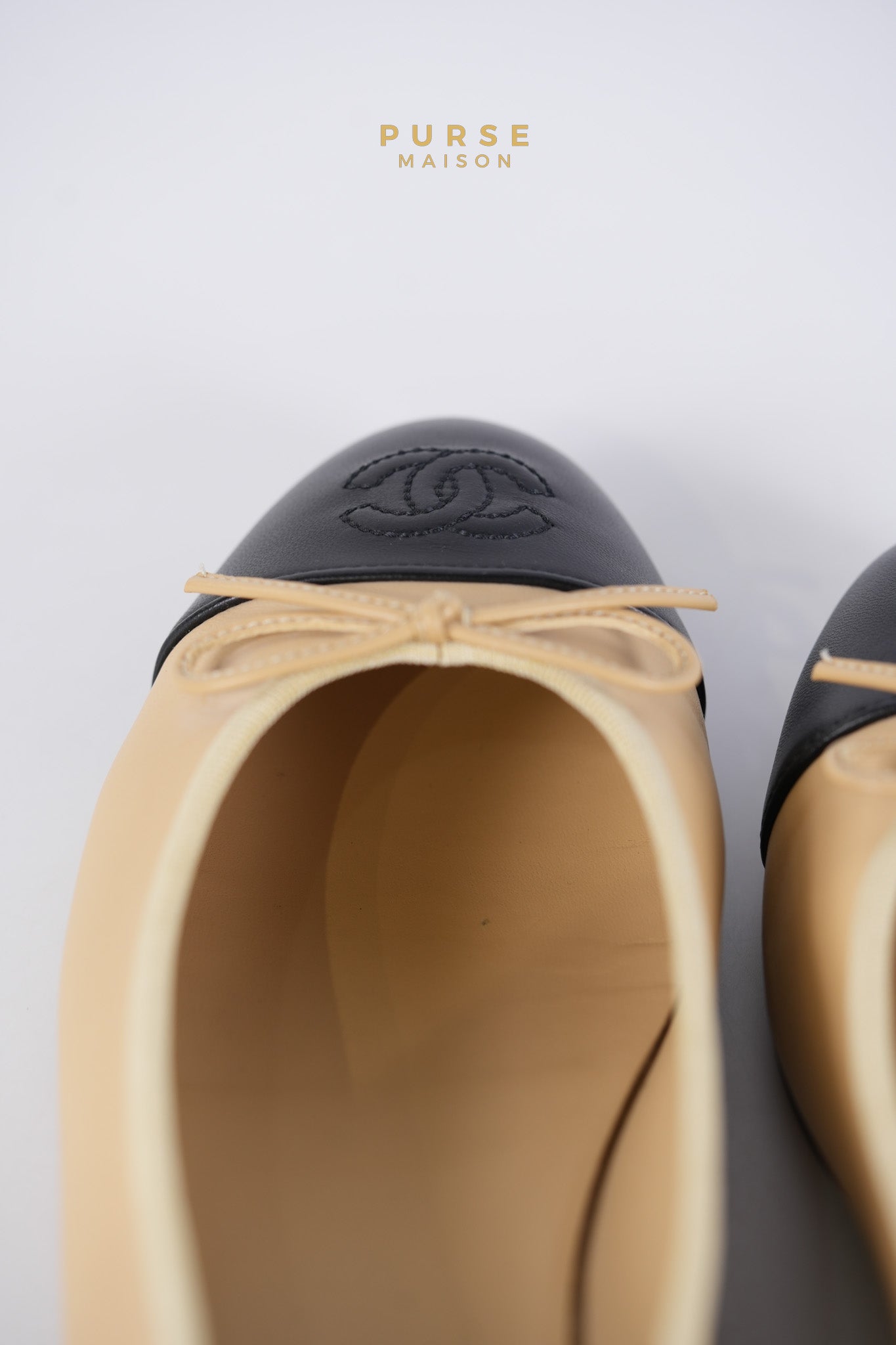Ballerina Flats Beige & Black Calfskin Leather Size 38 EU(24cm) | Purse Maison Luxury Bags Shop