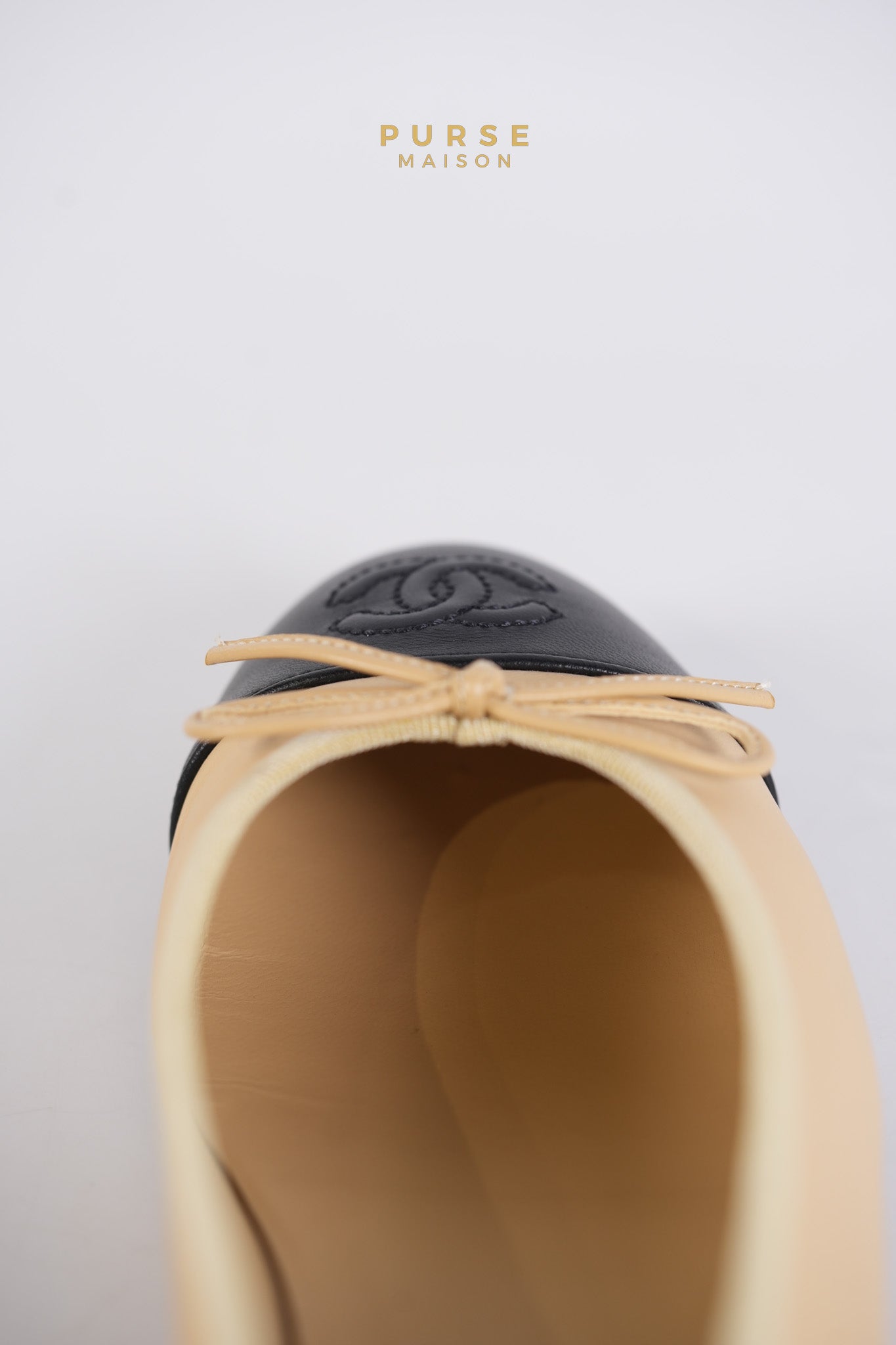 Ballerina Flats Beige & Black Calfskin Leather Size 38 EU(24cm) | Purse Maison Luxury Bags Shop