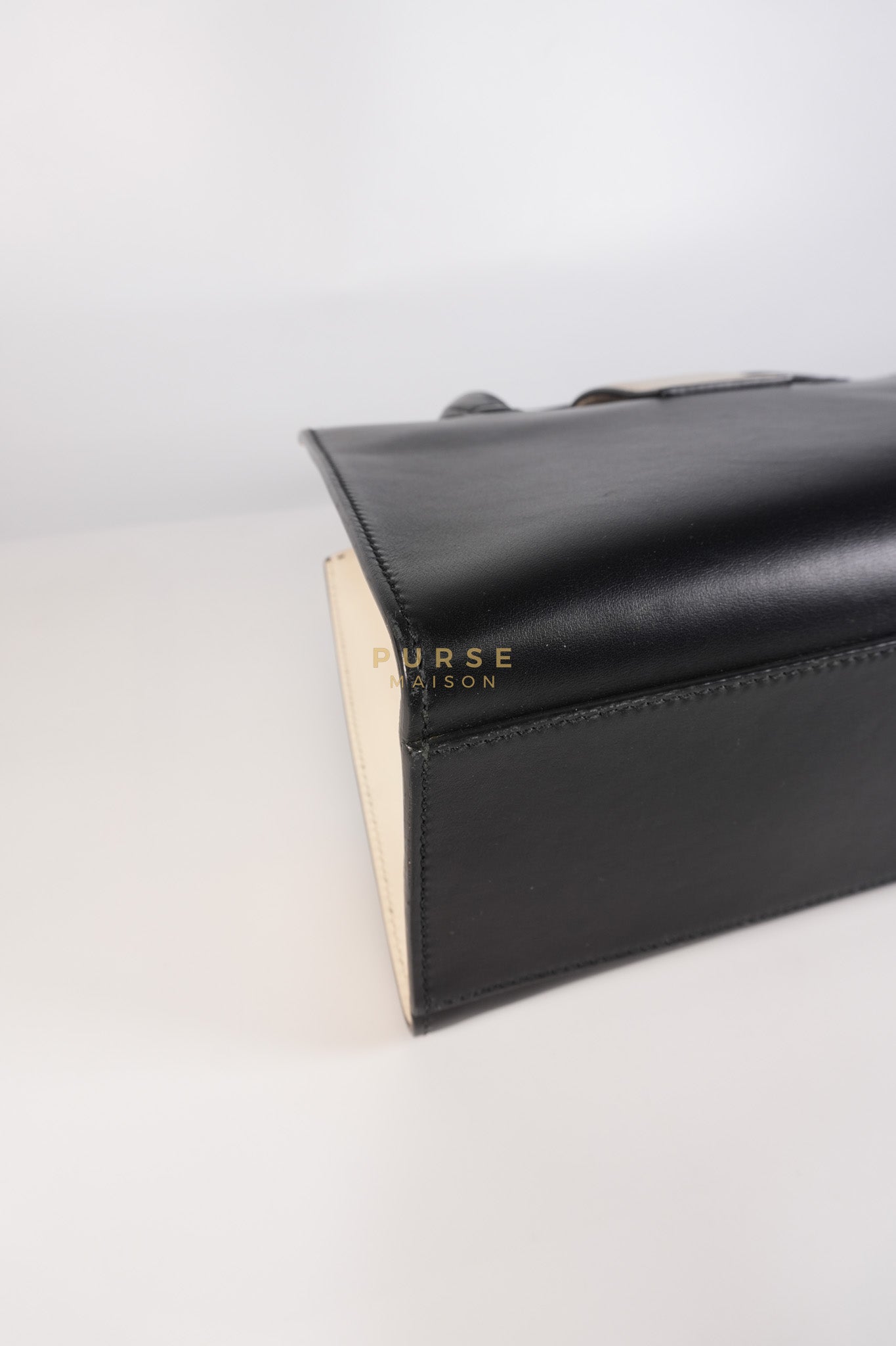 Bamboo Buckle Bi-Color Black/White Tote Bag | Purse Maison Luxury Bags Shop