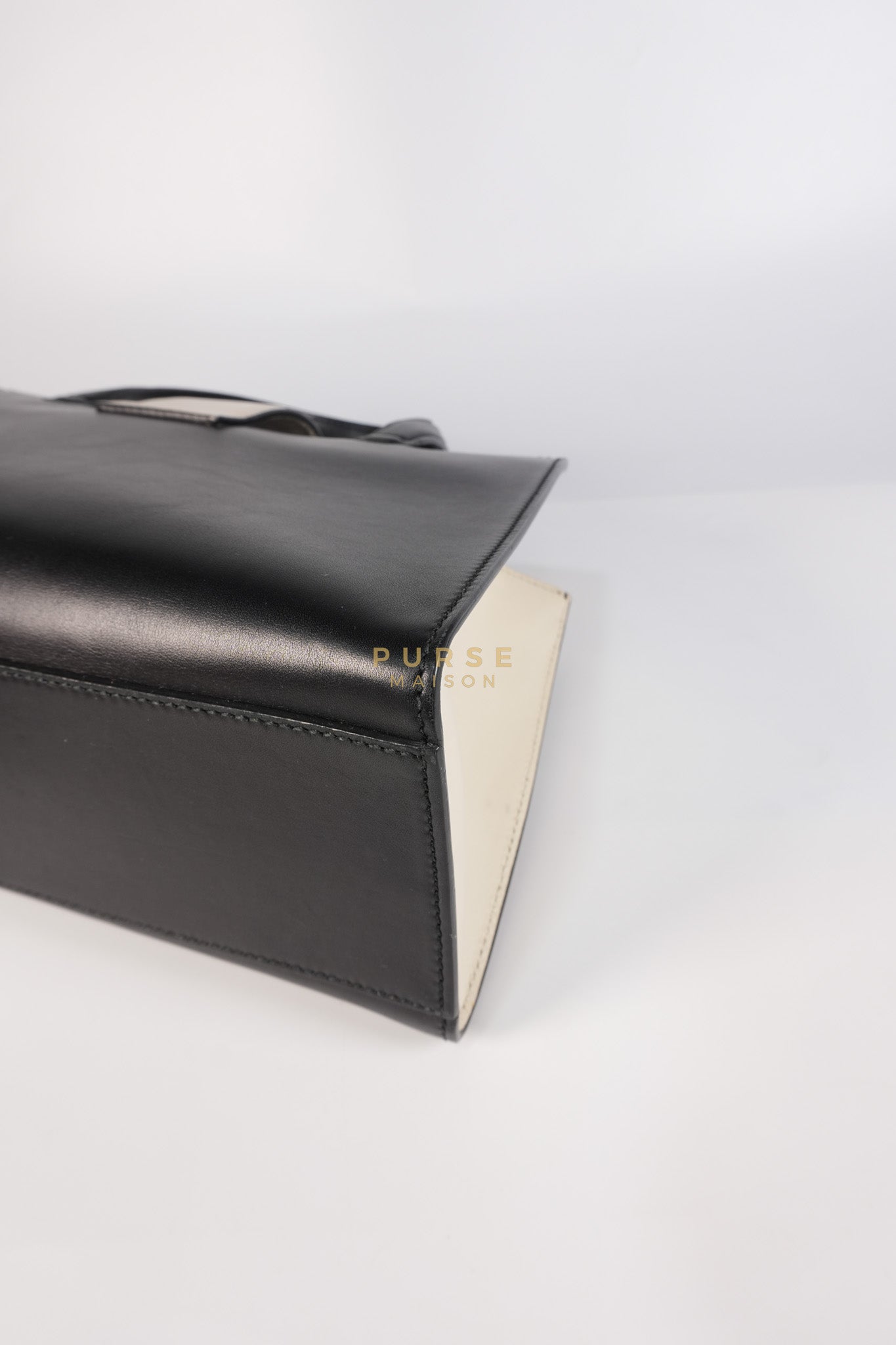 Bamboo Buckle Bi-Color Black/White Tote Bag | Purse Maison Luxury Bags Shop