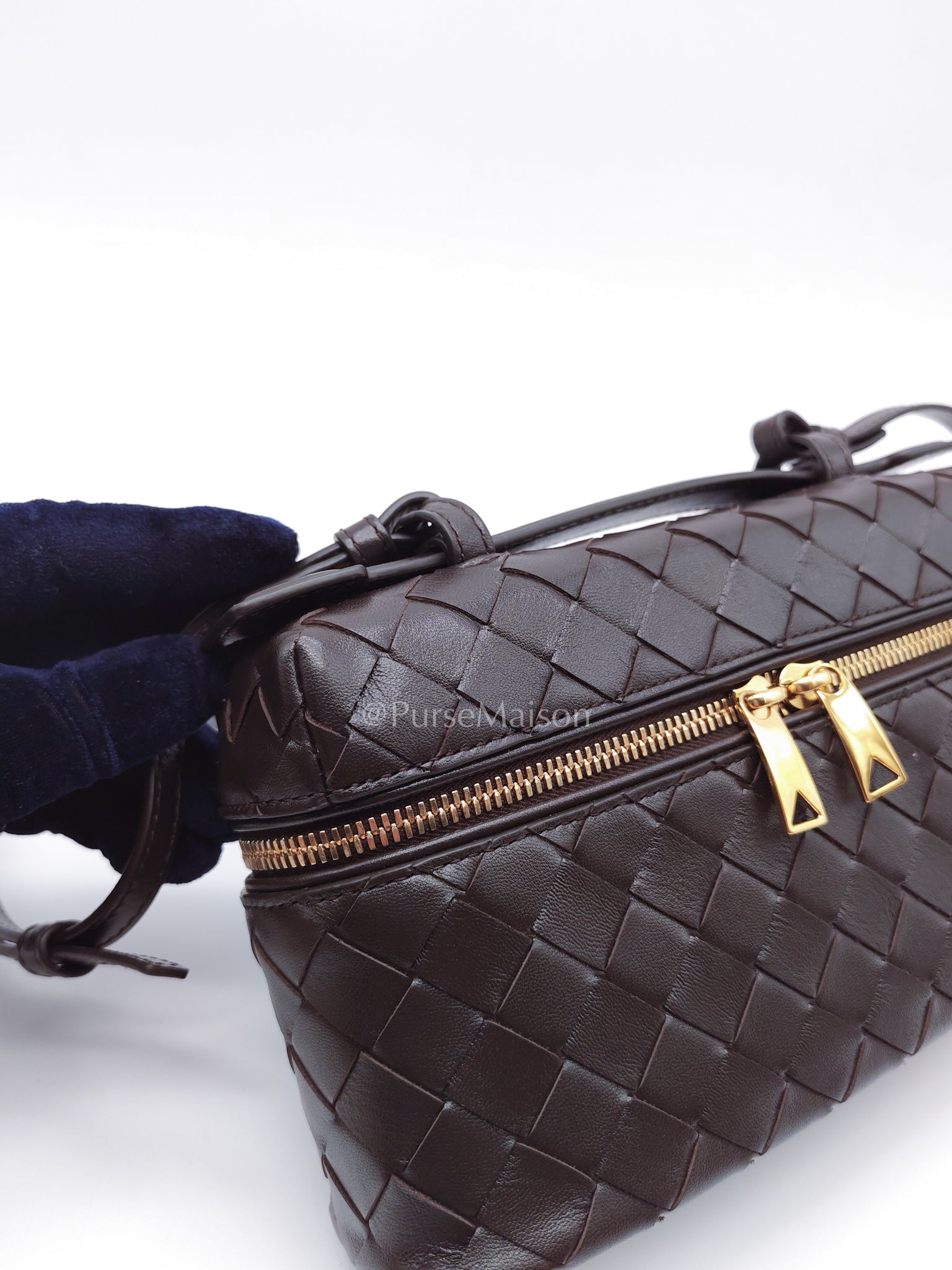 Bang Bang Vanity Case Fondant Intrecciato Weave Leather Crossbody Bag | Purse Maison Luxury Bags Shop