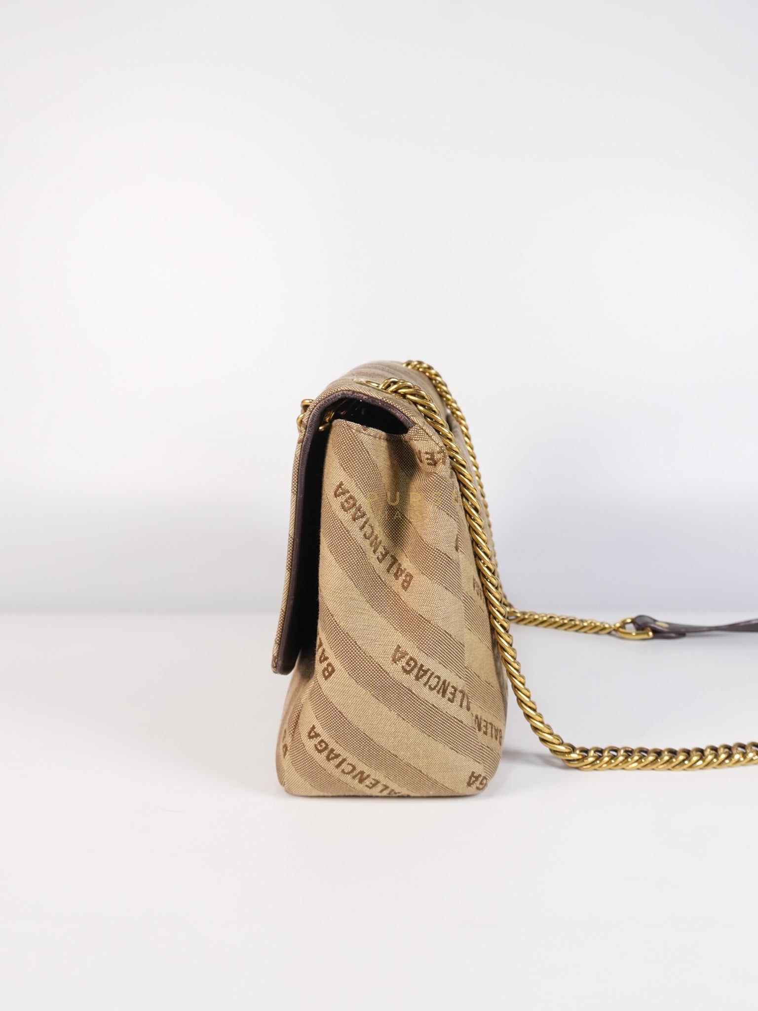 BB logo Chain Monogram Shoulder Bag | Purse Maison Luxury Bags Shop