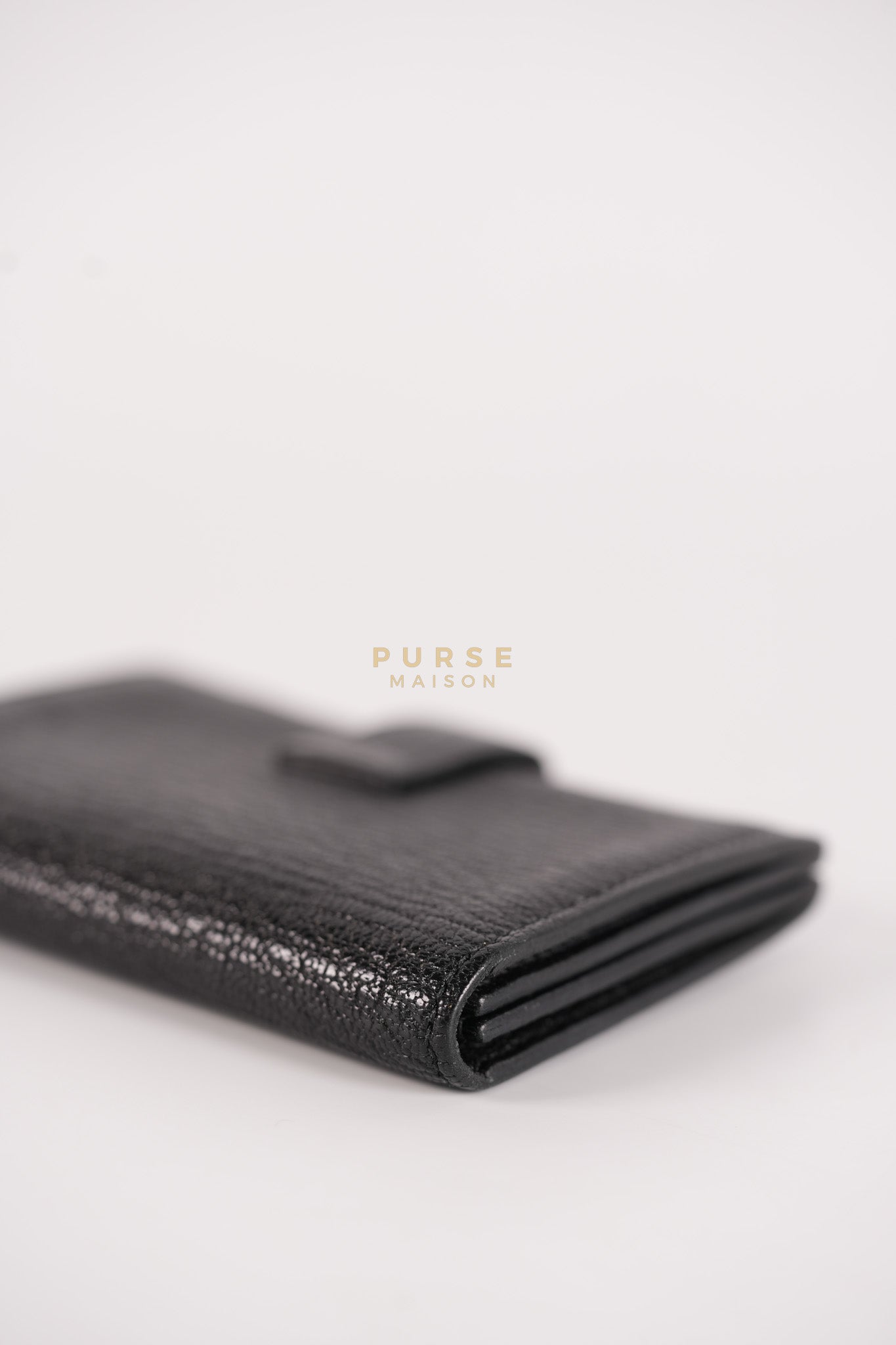 Bearn Bi-Fold Card Holder in Noir Chevre Mysore Leather & Gold Hardware Stamp D (2019) | Purse Maison Luxury Bags Shop