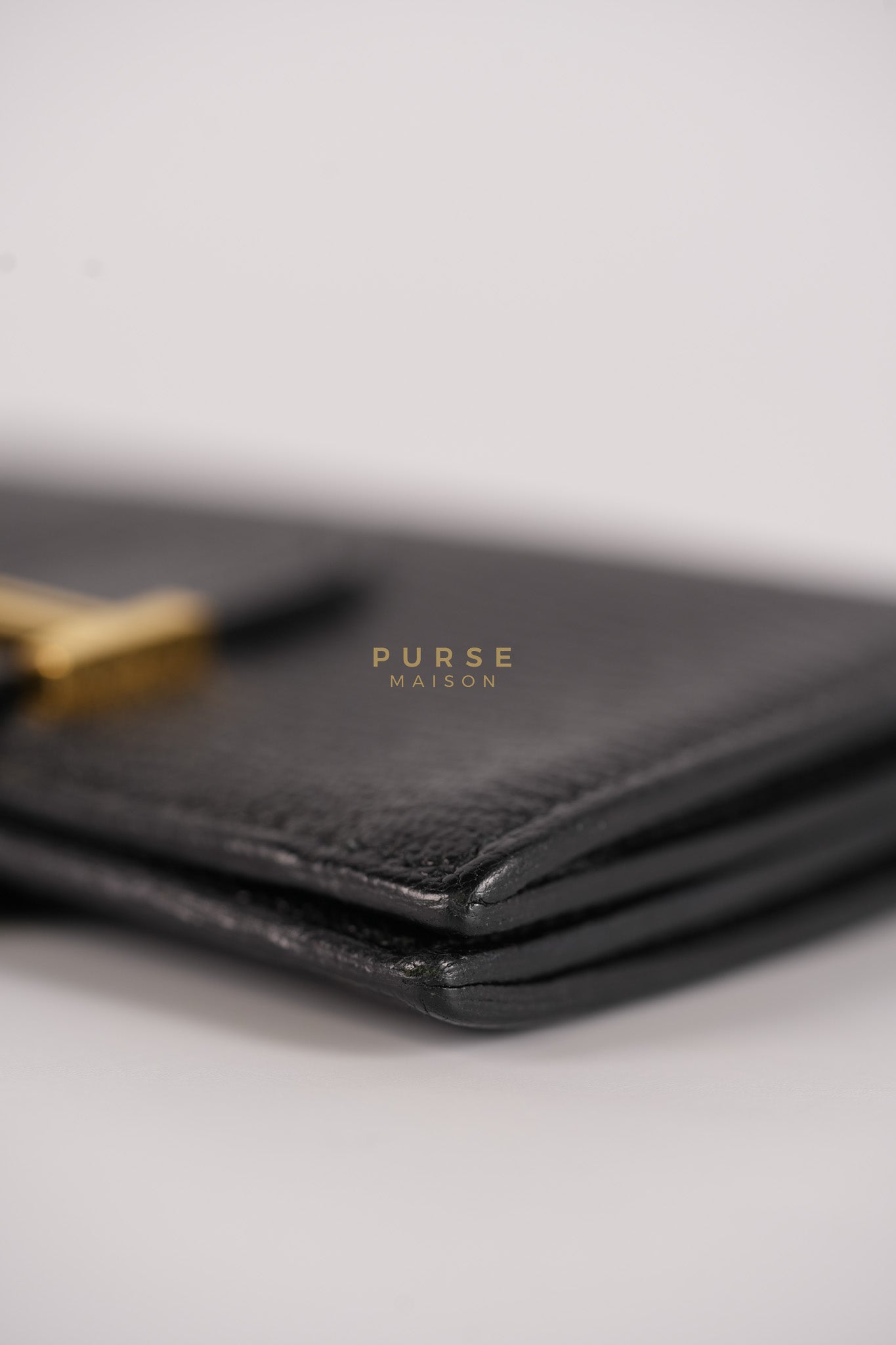 Bearn Bi-Fold Card Holder in Noir Chevre Mysore Leather & Gold Hardware Stamp D (2019) | Purse Maison Luxury Bags Shop