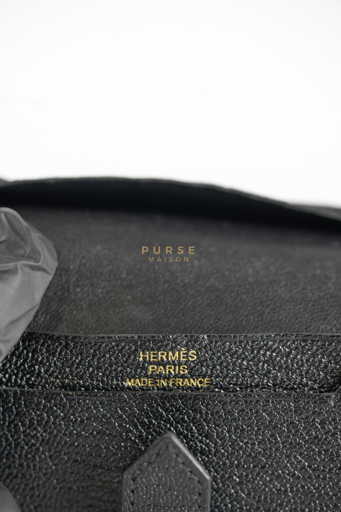 Bearn Bi-Fold Card Holder in Noir Chevre Mysore Leather & Gold Hardware Stamp D (2019) | Purse Maison Luxury Bags Shop