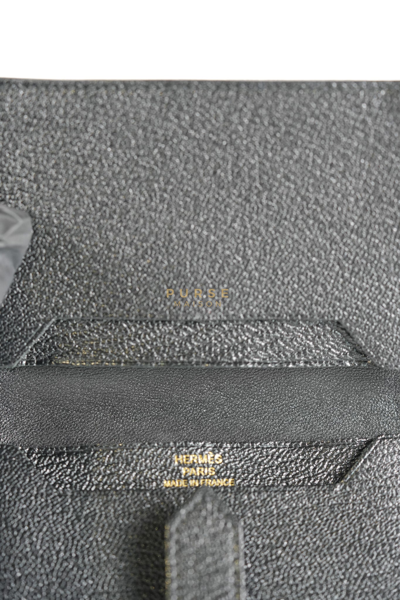 Bearn Bi-Fold Card Holder in Noir Chevre Mysore Leather & Gold Hardware Stamp D (2019) | Purse Maison Luxury Bags Shop