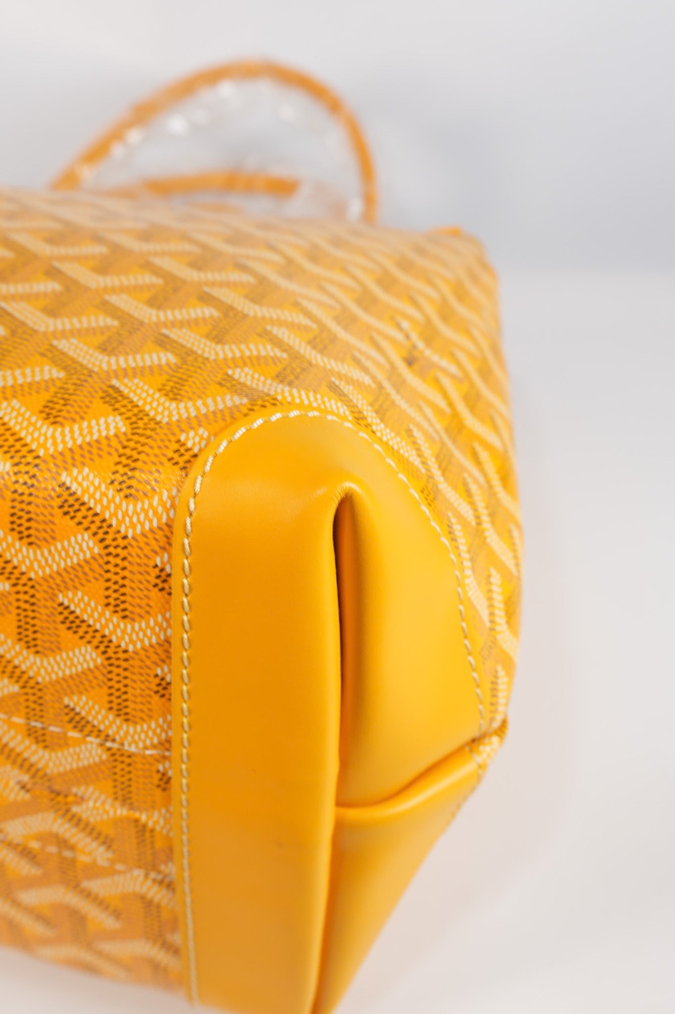 Bellechasse PM Tote Bag in Yellow Goyardine Canvas | Purse Maison Luxury Bags Shop