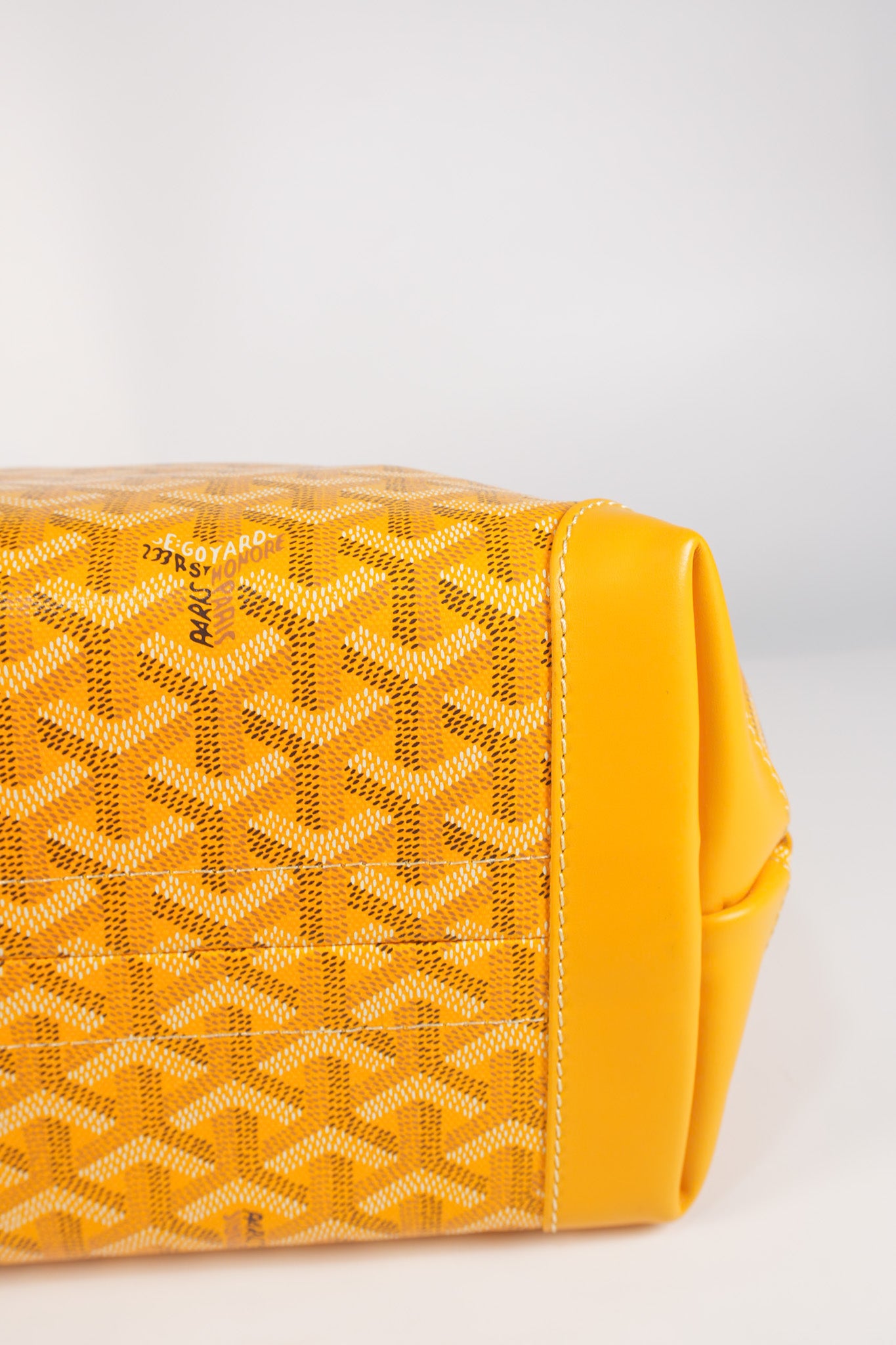 Bellechasse PM Tote Bag in Yellow Goyardine Canvas | Purse Maison Luxury Bags Shop