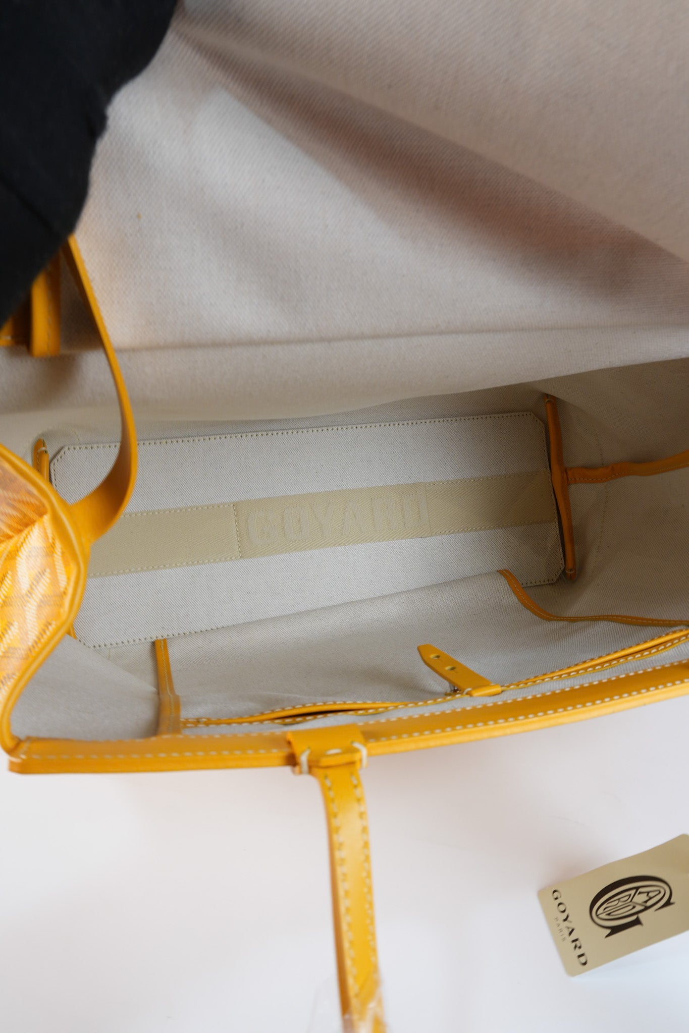 Bellechasse PM Tote Bag in Yellow Goyardine Canvas | Purse Maison Luxury Bags Shop