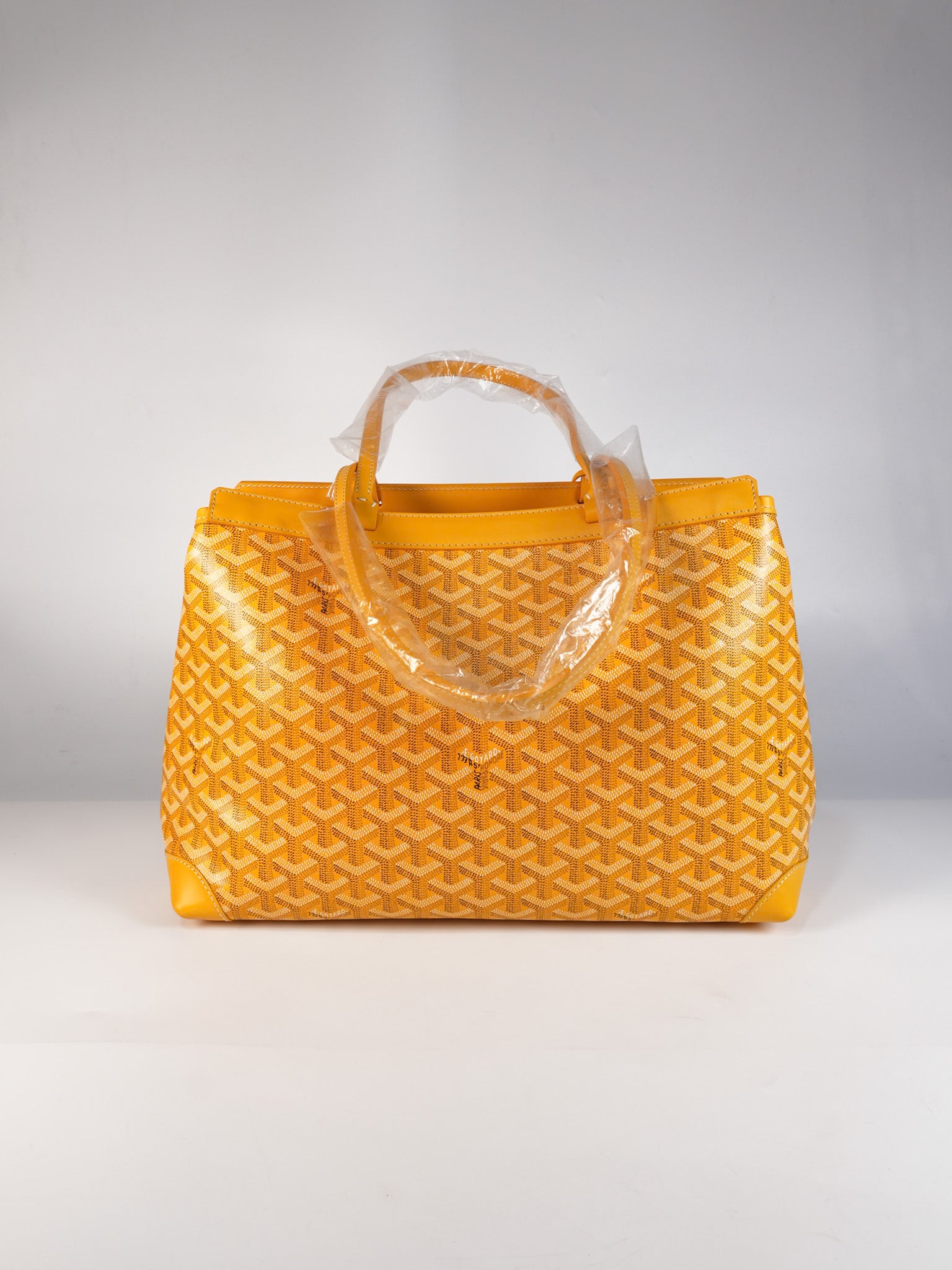 Bellechasse PM Tote Bag in Yellow Goyardine Canvas | Purse Maison Luxury Bags Shop