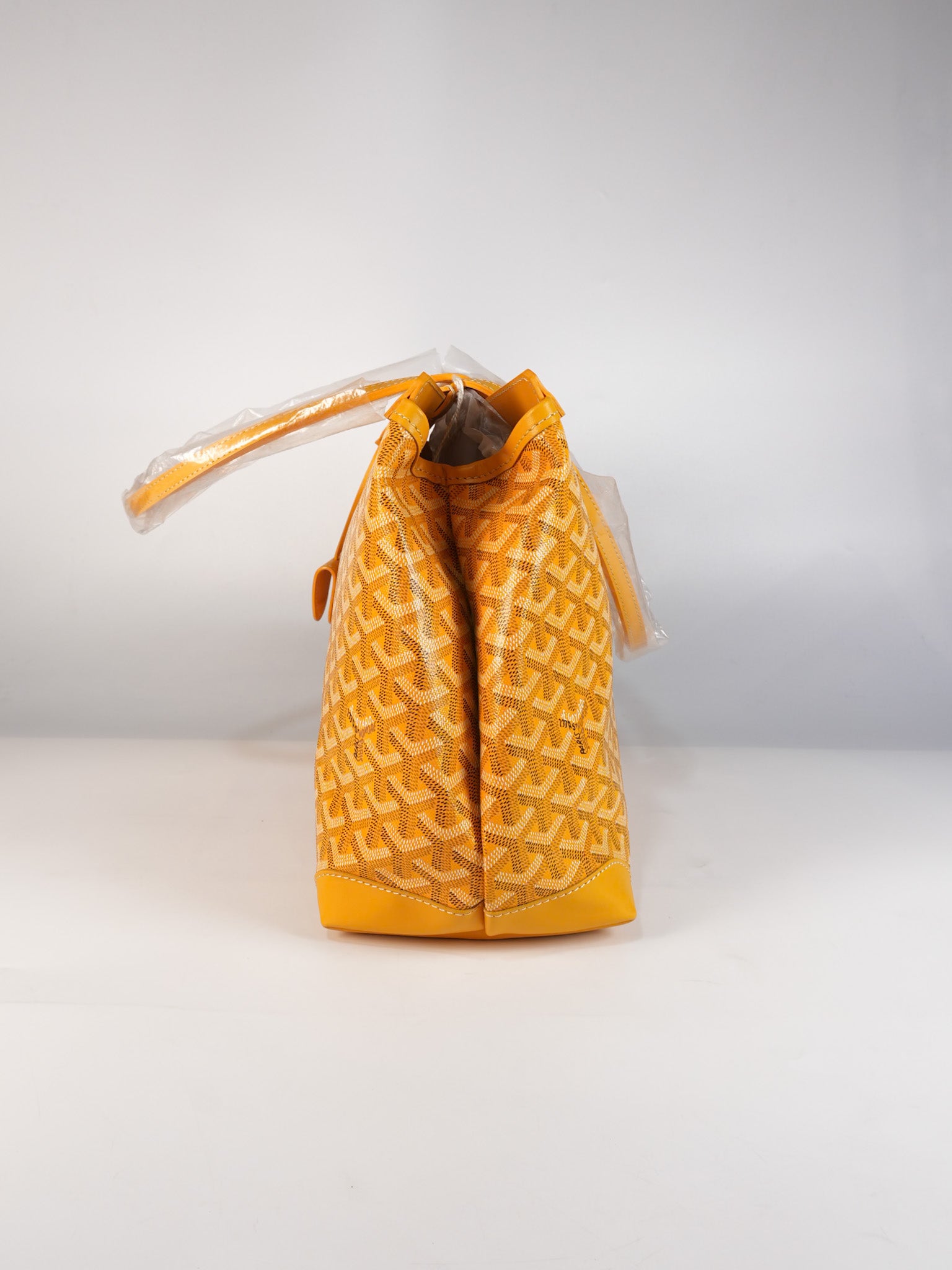 Bellechasse PM Tote Bag in Yellow Goyardine Canvas | Purse Maison Luxury Bags Shop