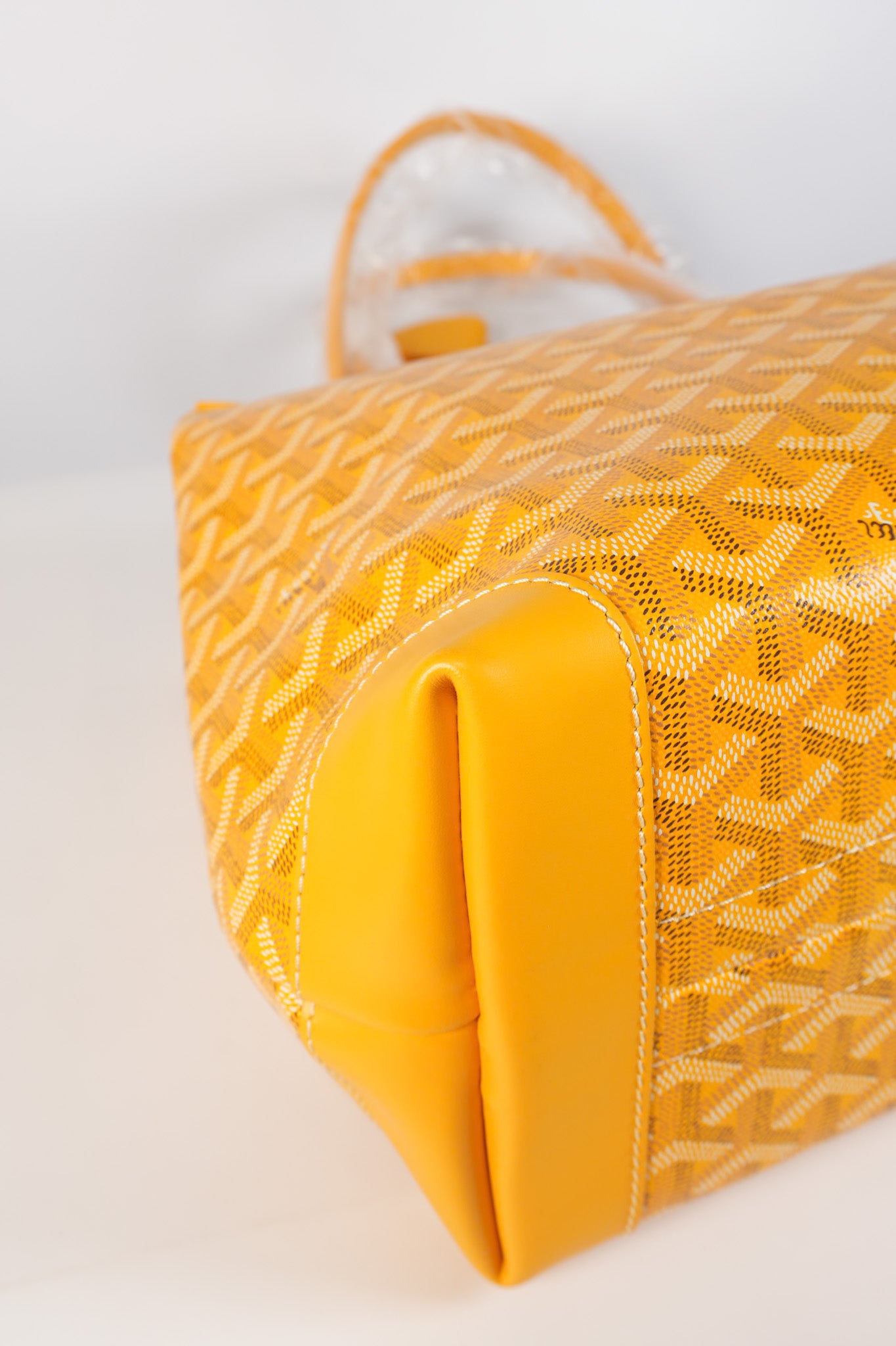 Bellechasse PM Tote Bag in Yellow Goyardine Canvas | Purse Maison Luxury Bags Shop