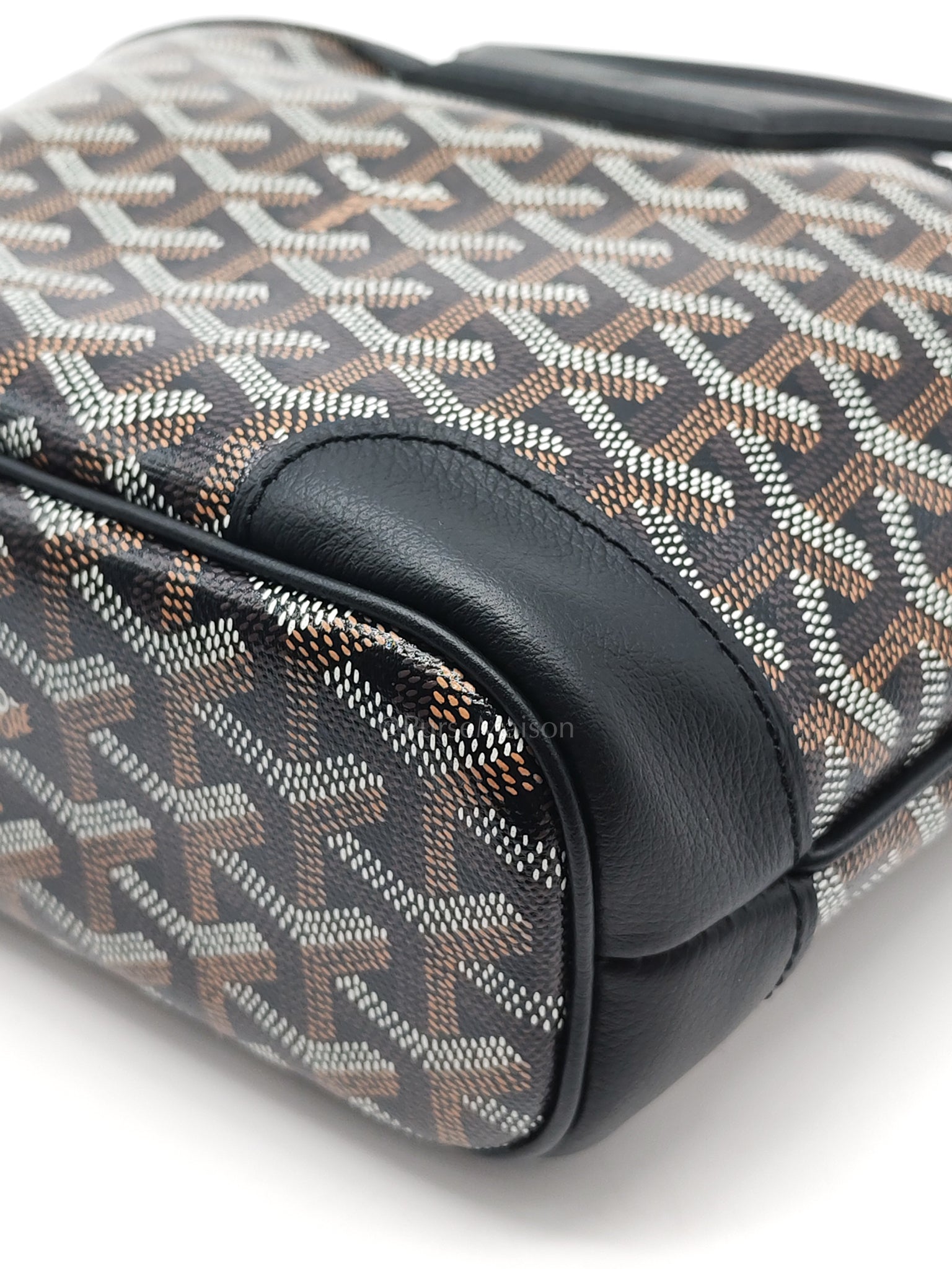 Beluga Mini Black Goyardine Canvas Shoulder Bag | Purse Maison Luxury Bags Shop