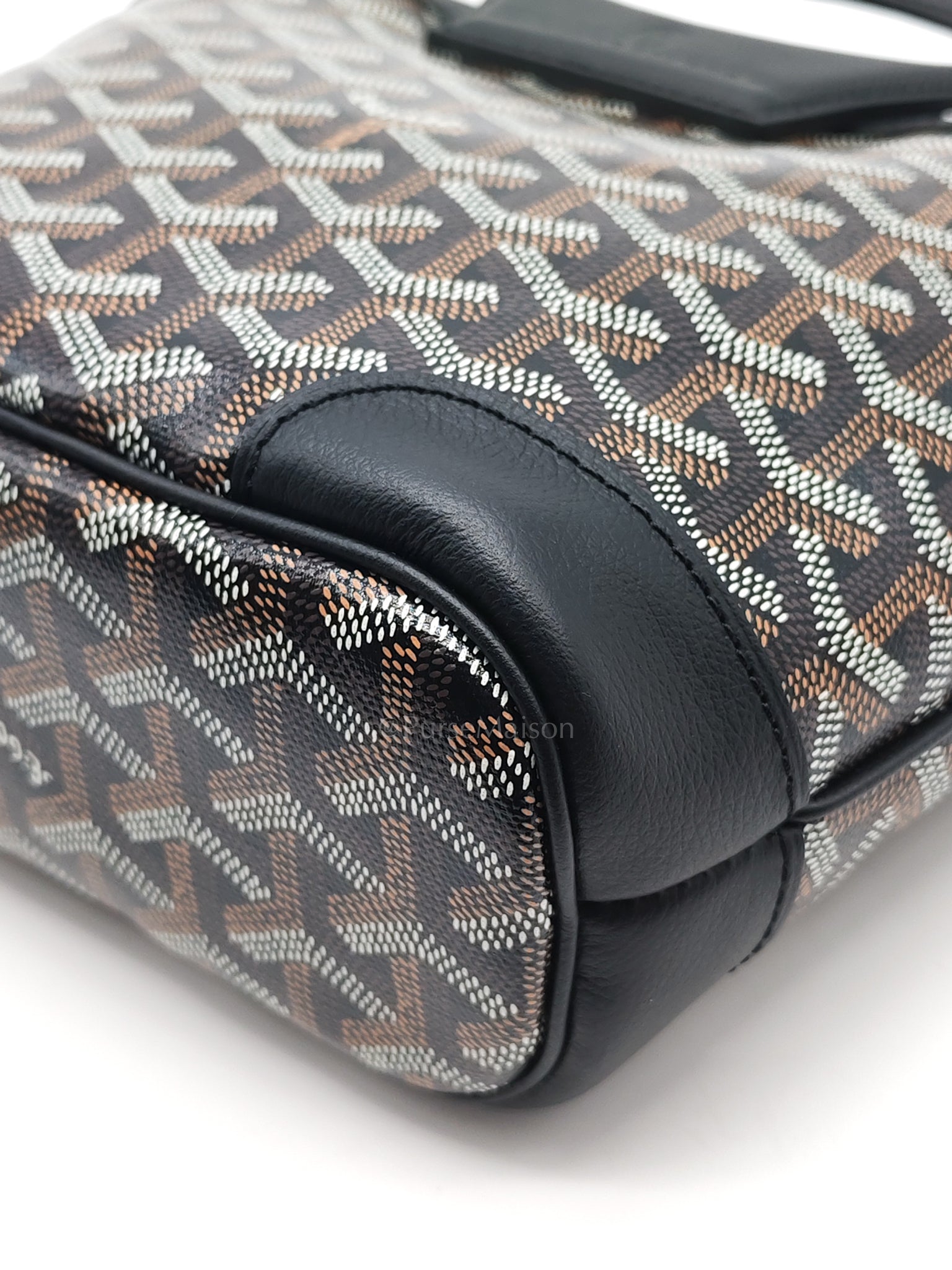 Beluga Mini Black Goyardine Canvas Shoulder Bag | Purse Maison Luxury Bags Shop