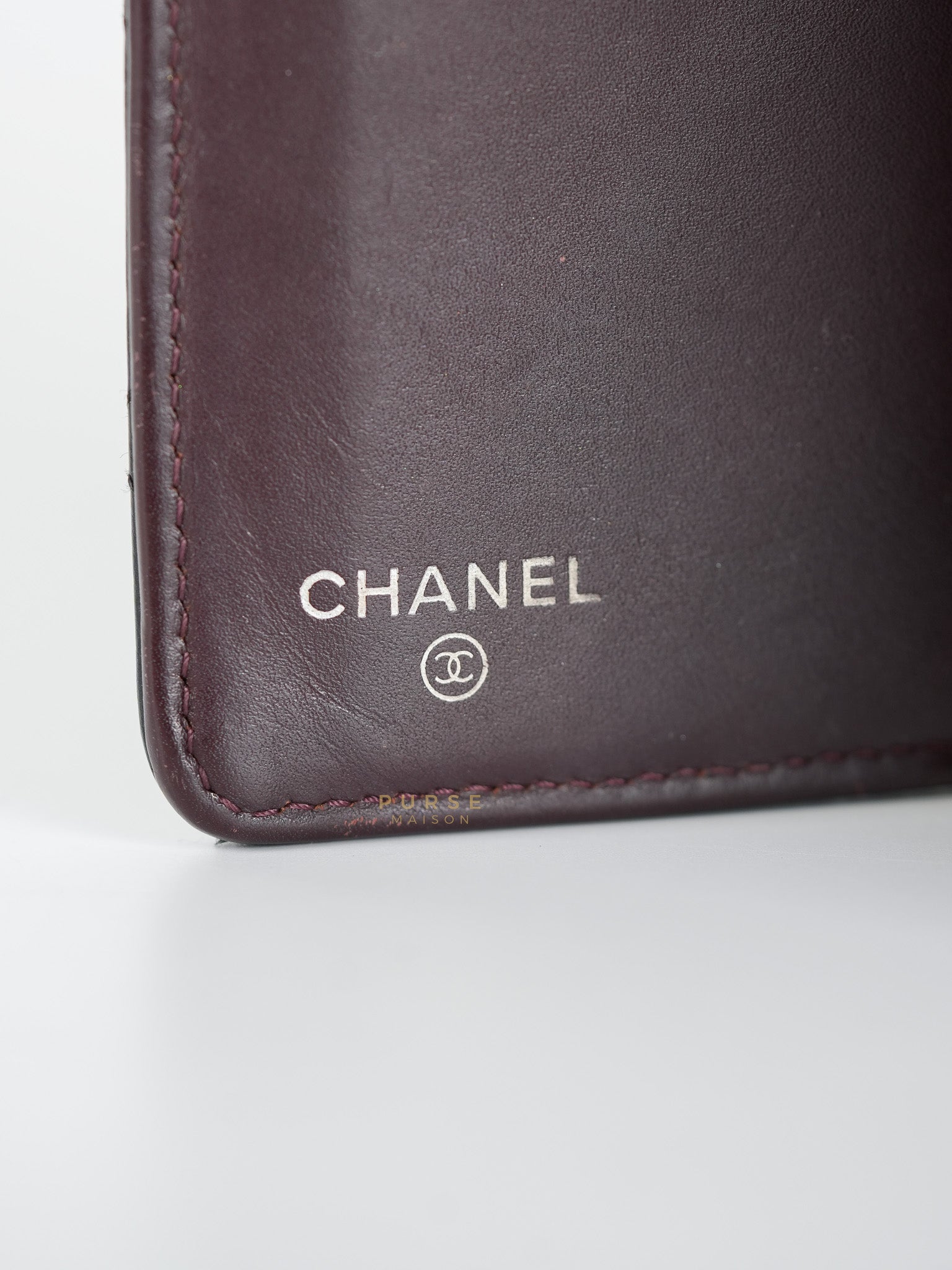 Bi-Fold Long Wallet in Black Quilted Caviar Leather Series 22 | Purse Maison Luxury Bags Shop