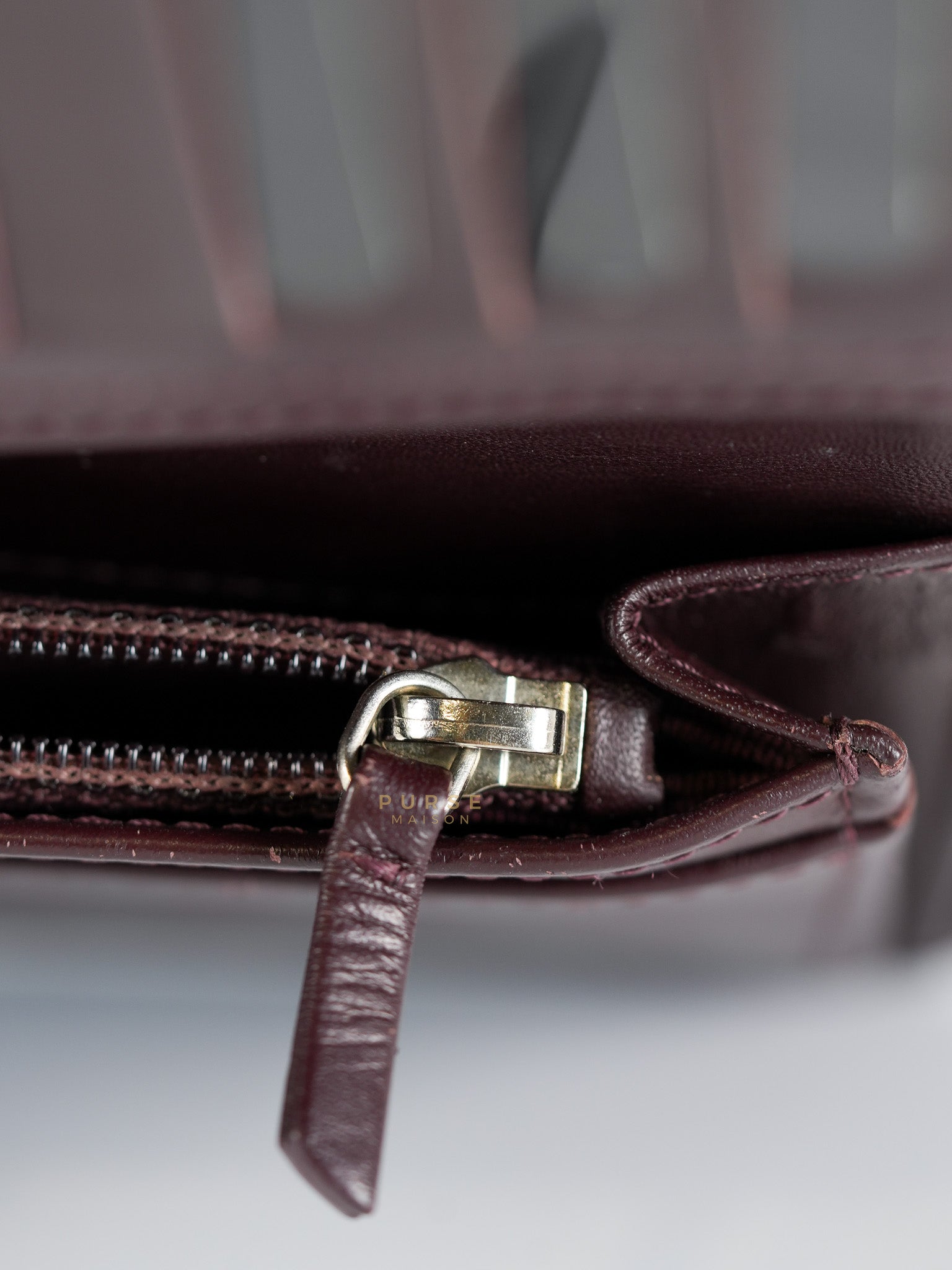 Bi-Fold Long Wallet in Black Quilted Caviar Leather Series 22 | Purse Maison Luxury Bags Shop