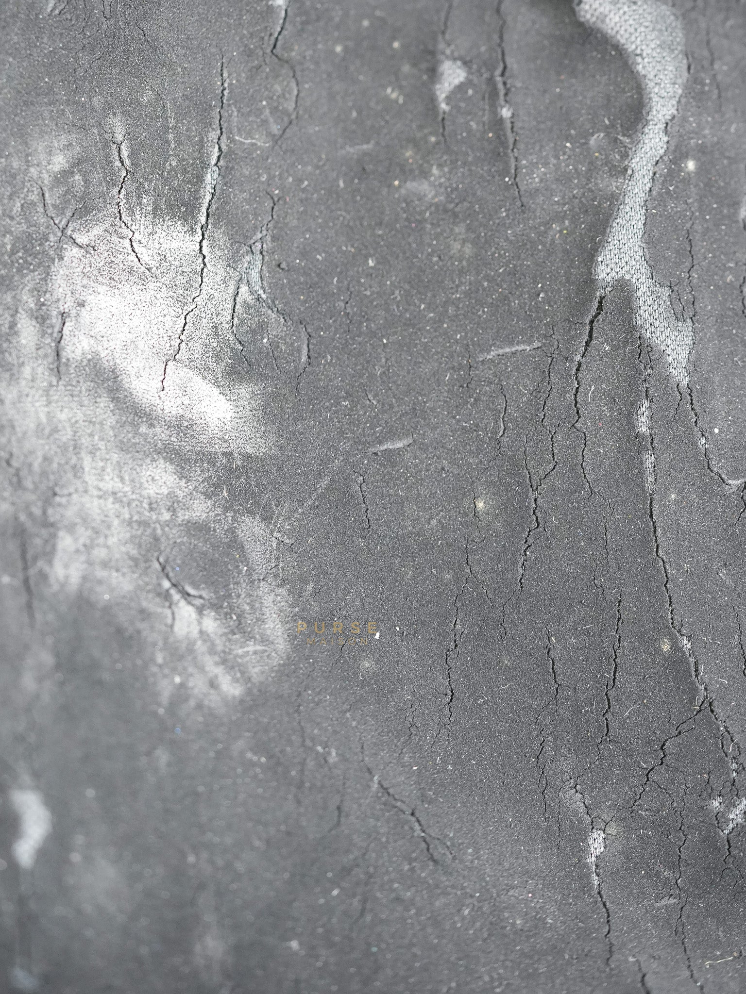 Bi-Fold Long Wallet in Black Quilted Caviar Leather Series 22 | Purse Maison Luxury Bags Shop