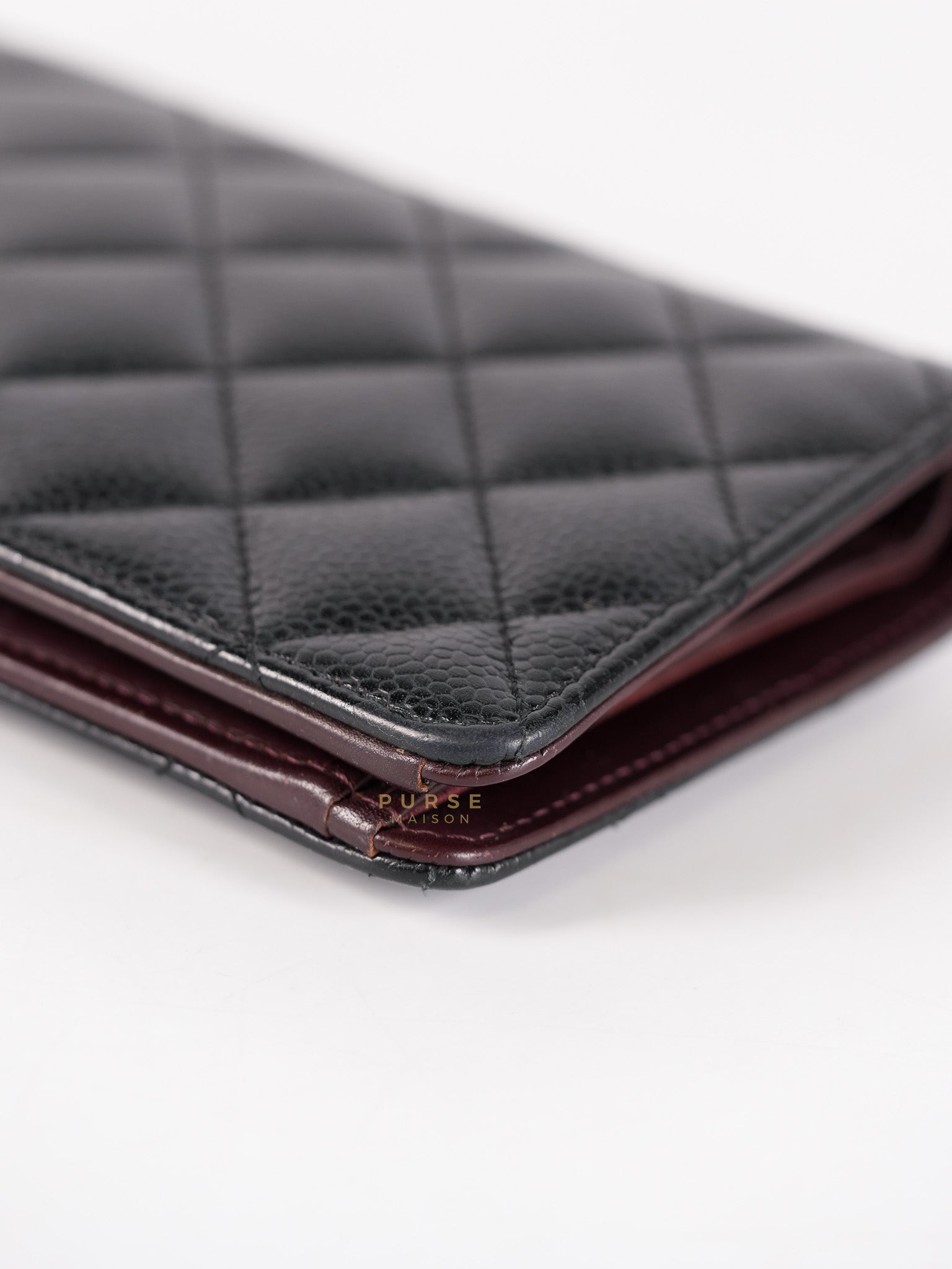 Bi-Fold Long Wallet in Black Quilted Caviar Leather Series 22 | Purse Maison Luxury Bags Shop