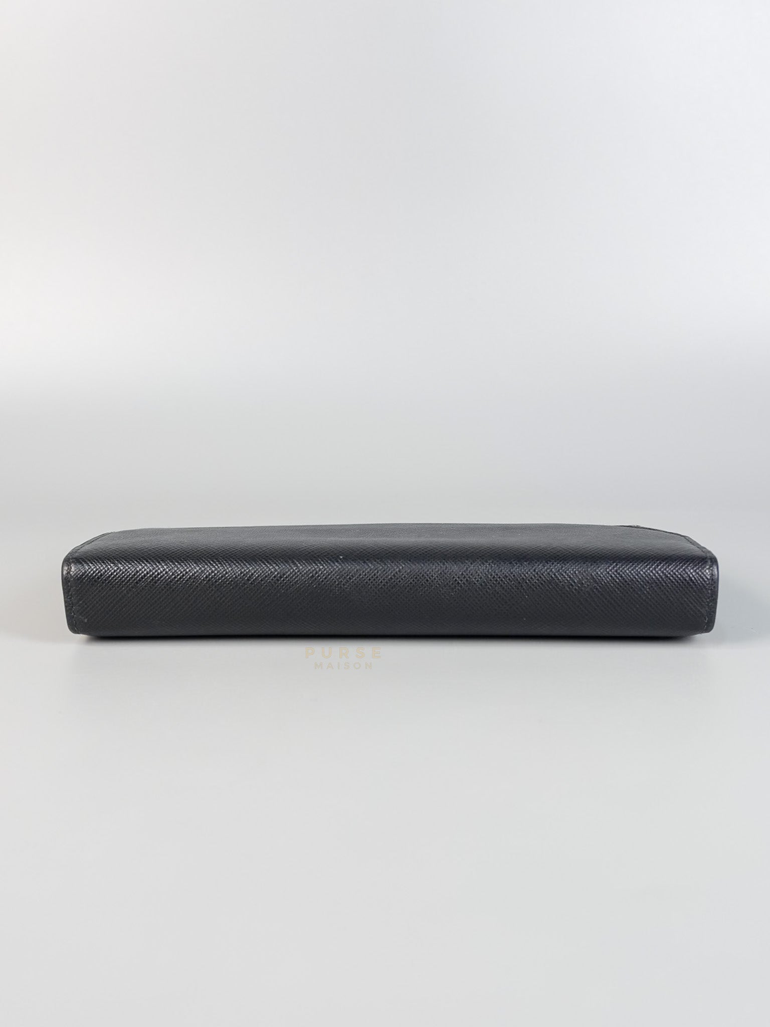 Bi-fold Wallet in Black Saffiano Leather | Purse Maison Luxury Bags Shop