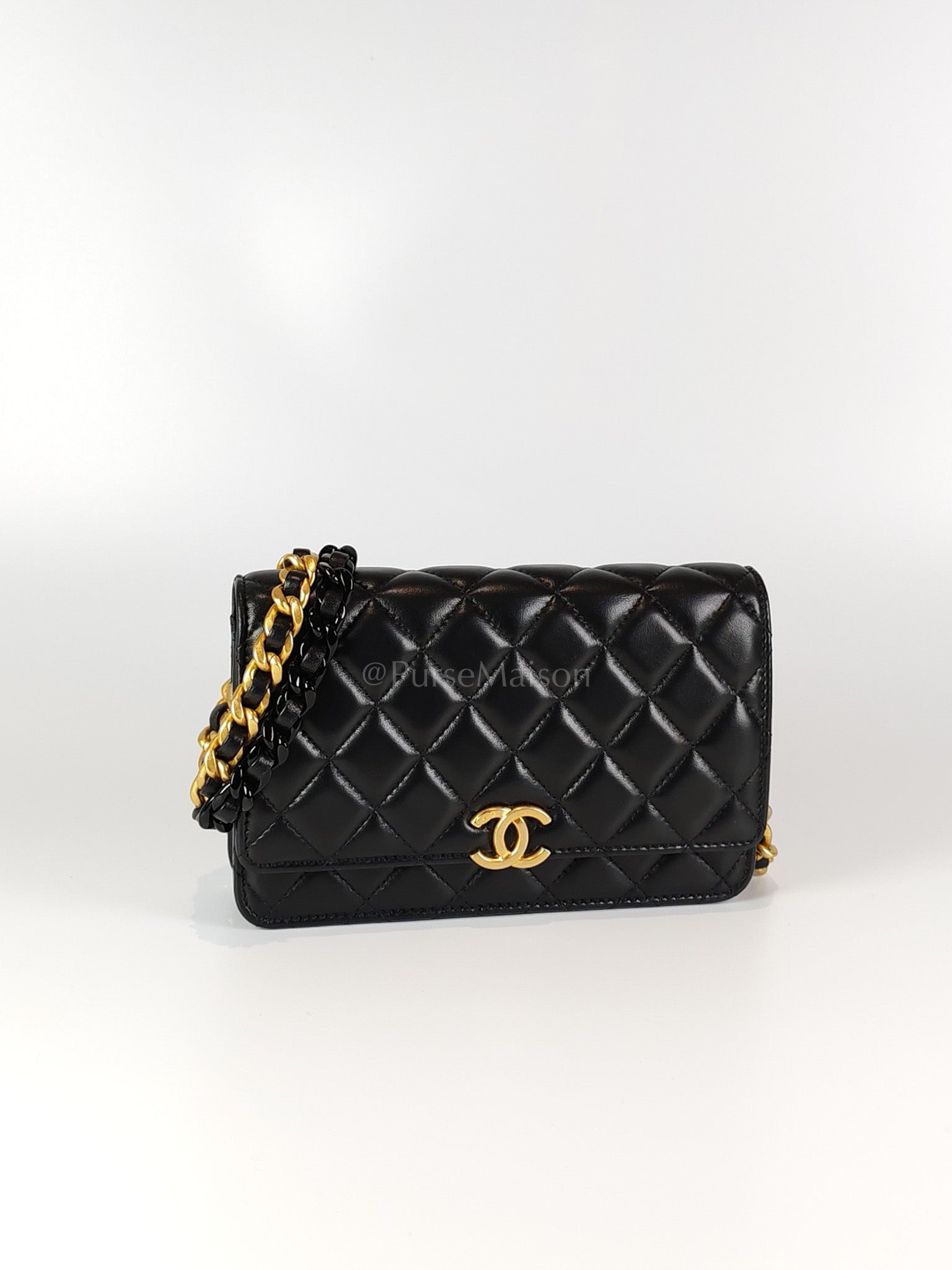 Big CC Logo Wallet on Chain in Black Lambskin Leather Aged Gold Hardware (Microchip) | Purse Maison Luxury Bags Shop