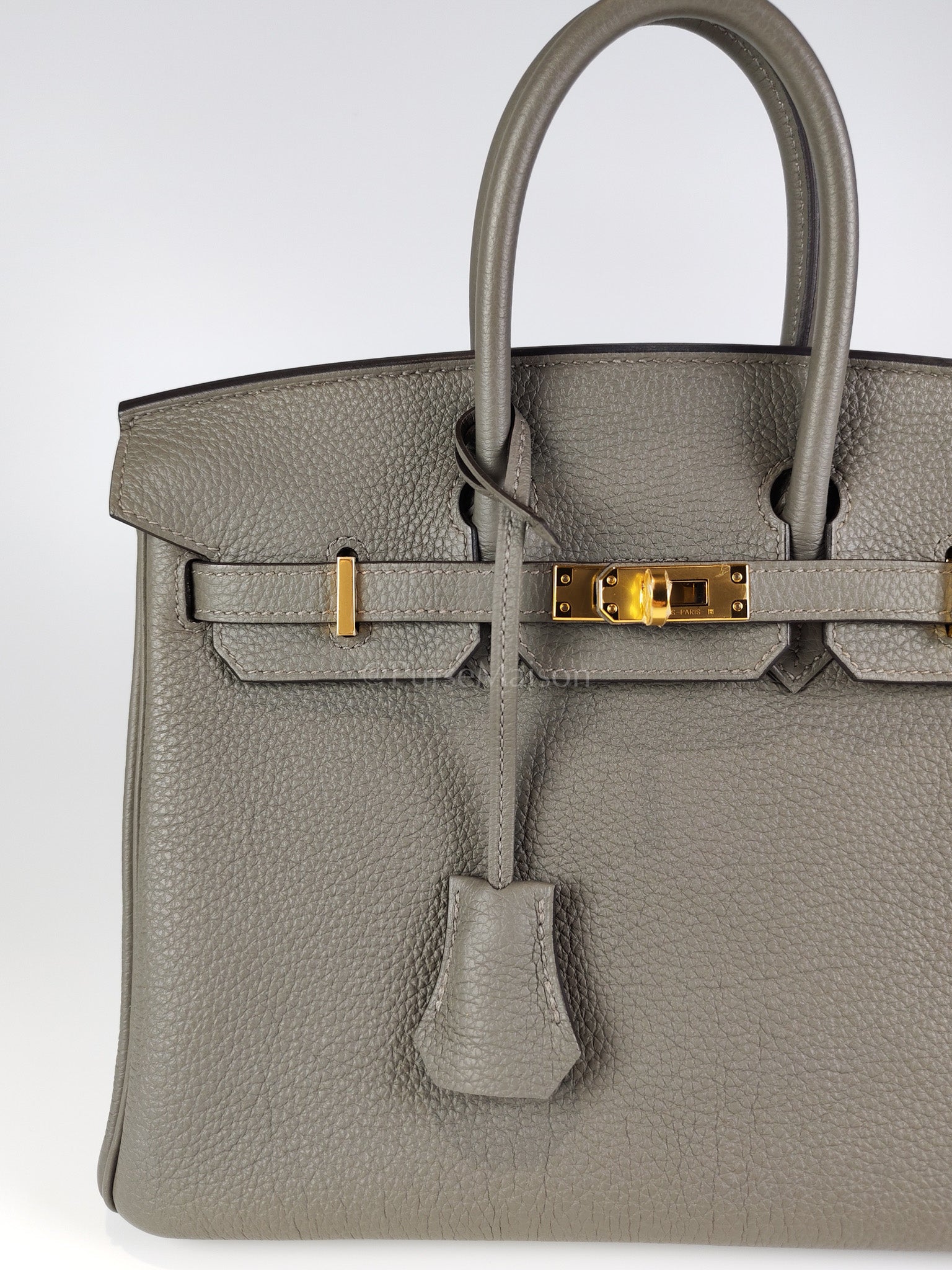 Birkin 25 Gris Meyer in Togo Leather and Gold Hardware Stamp B (2023) | Purse Maison Luxury Bags Shop