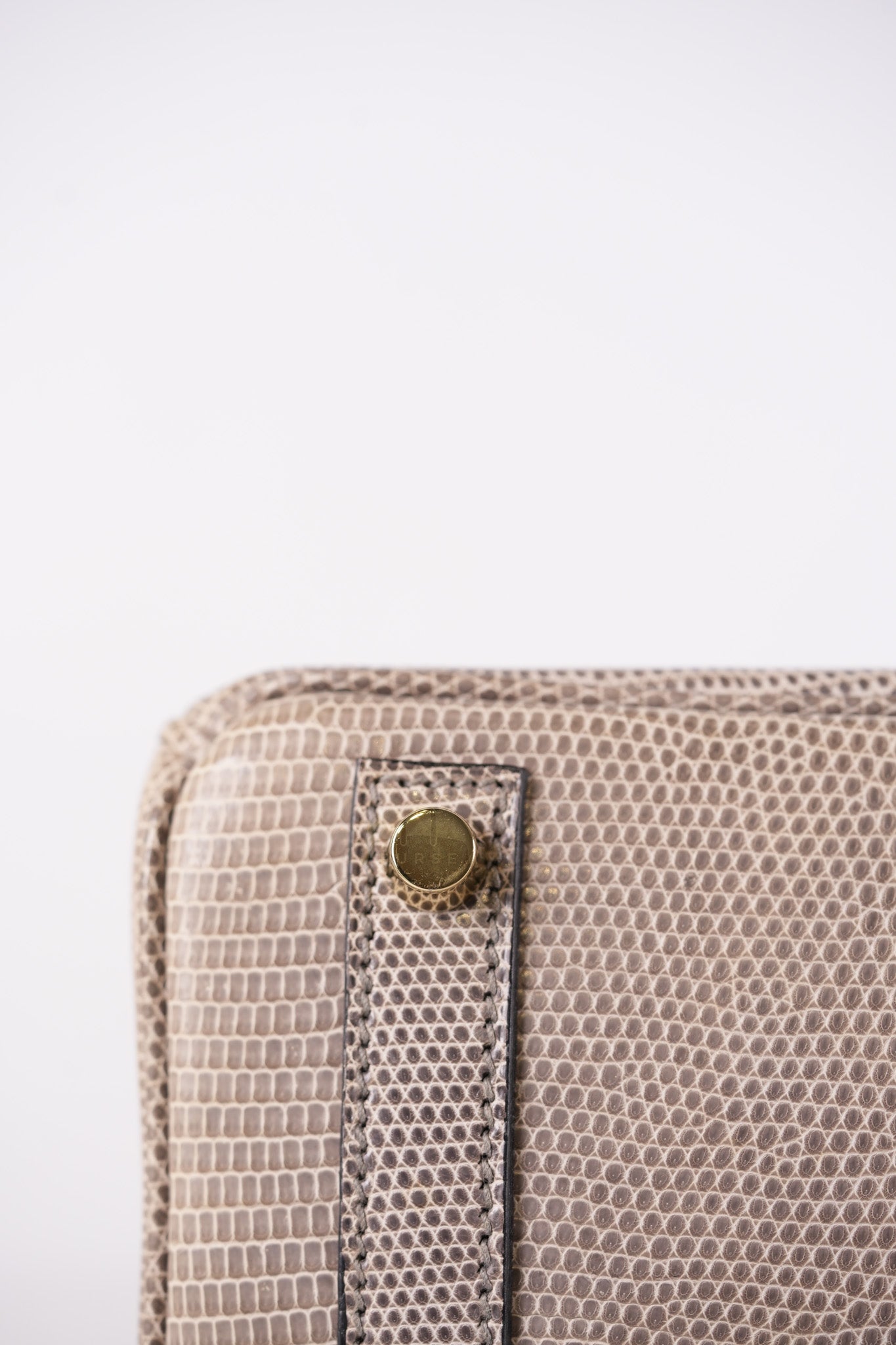 Birkin 25 Lizard Gris Tourterelle Gold hardware Stamp P (2012) | Purse Maison Luxury Bags Shop