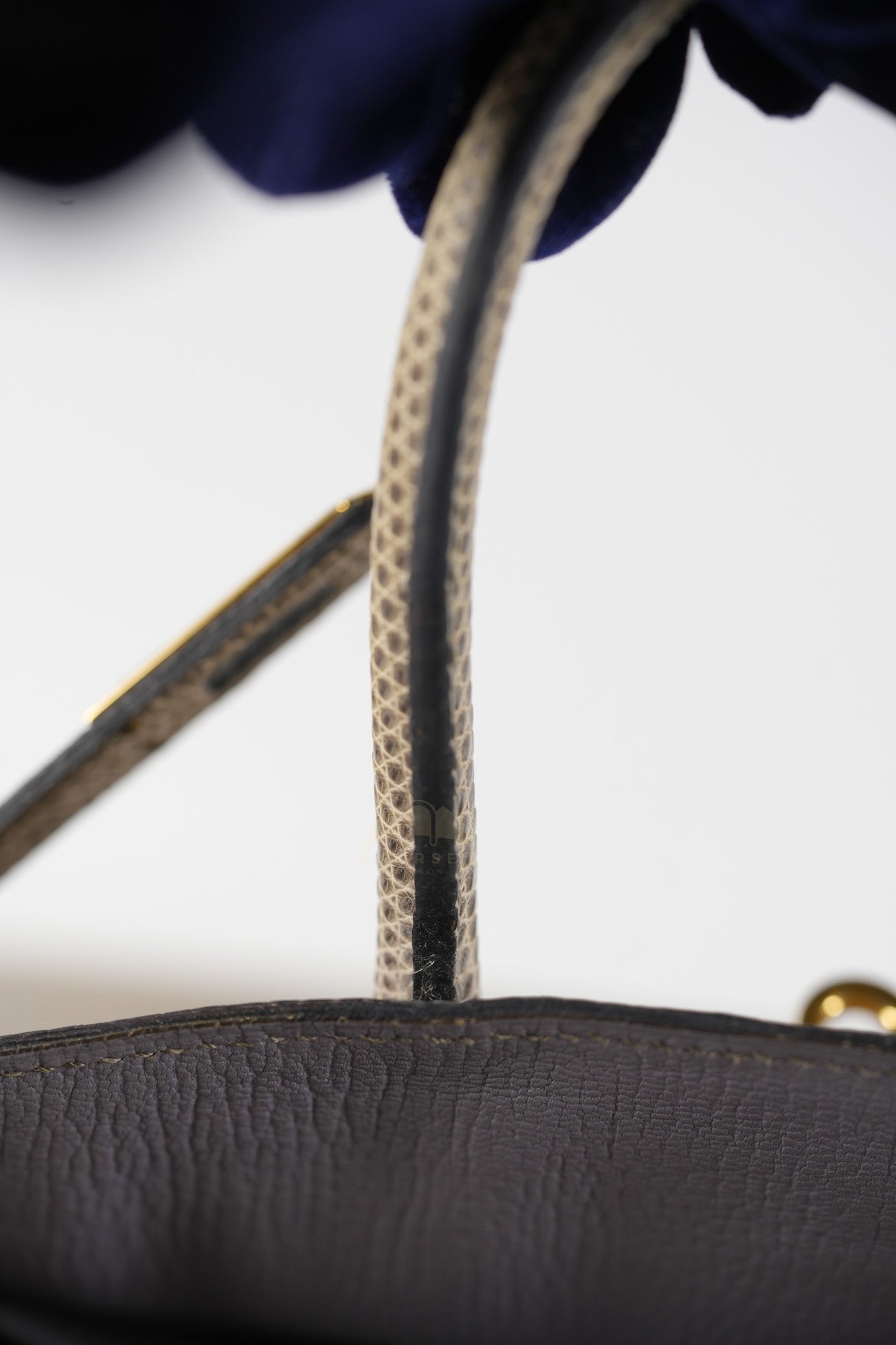 Birkin 25 Lizard Gris Tourterelle Gold hardware Stamp P (2012) | Purse Maison Luxury Bags Shop