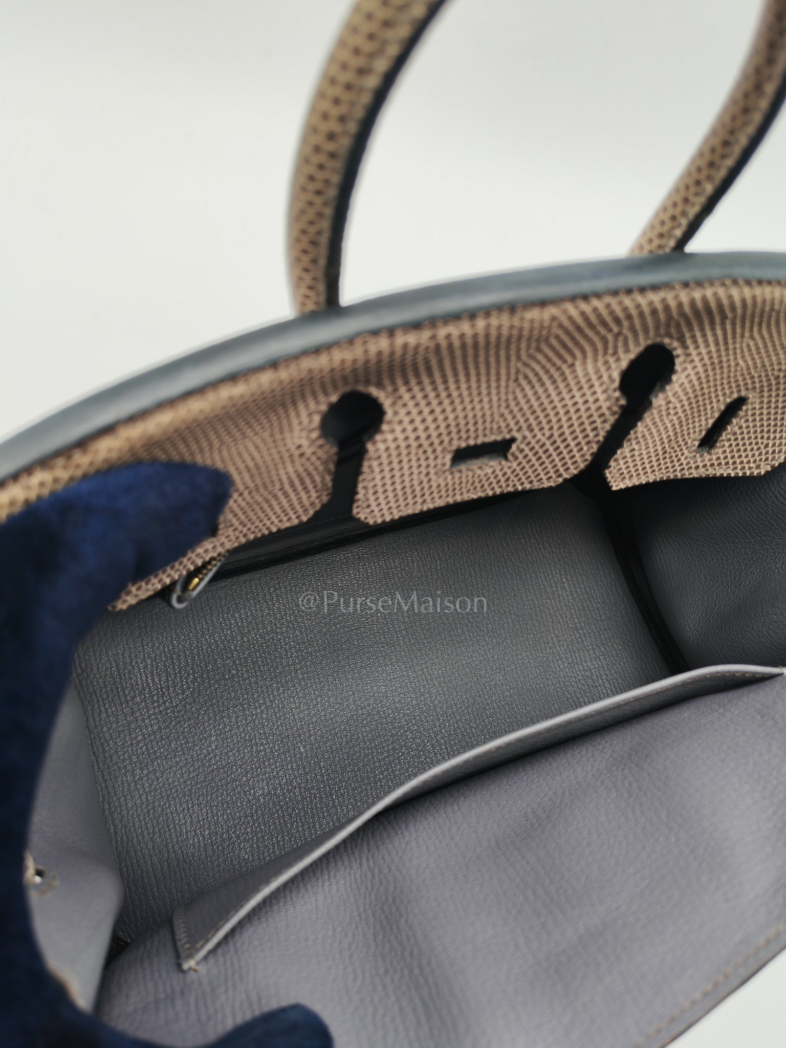 Birkin 25 Lizard Gris Tourterelle Gold Hardware Stamp P (2012) | Purse Maison Luxury Bags Shop