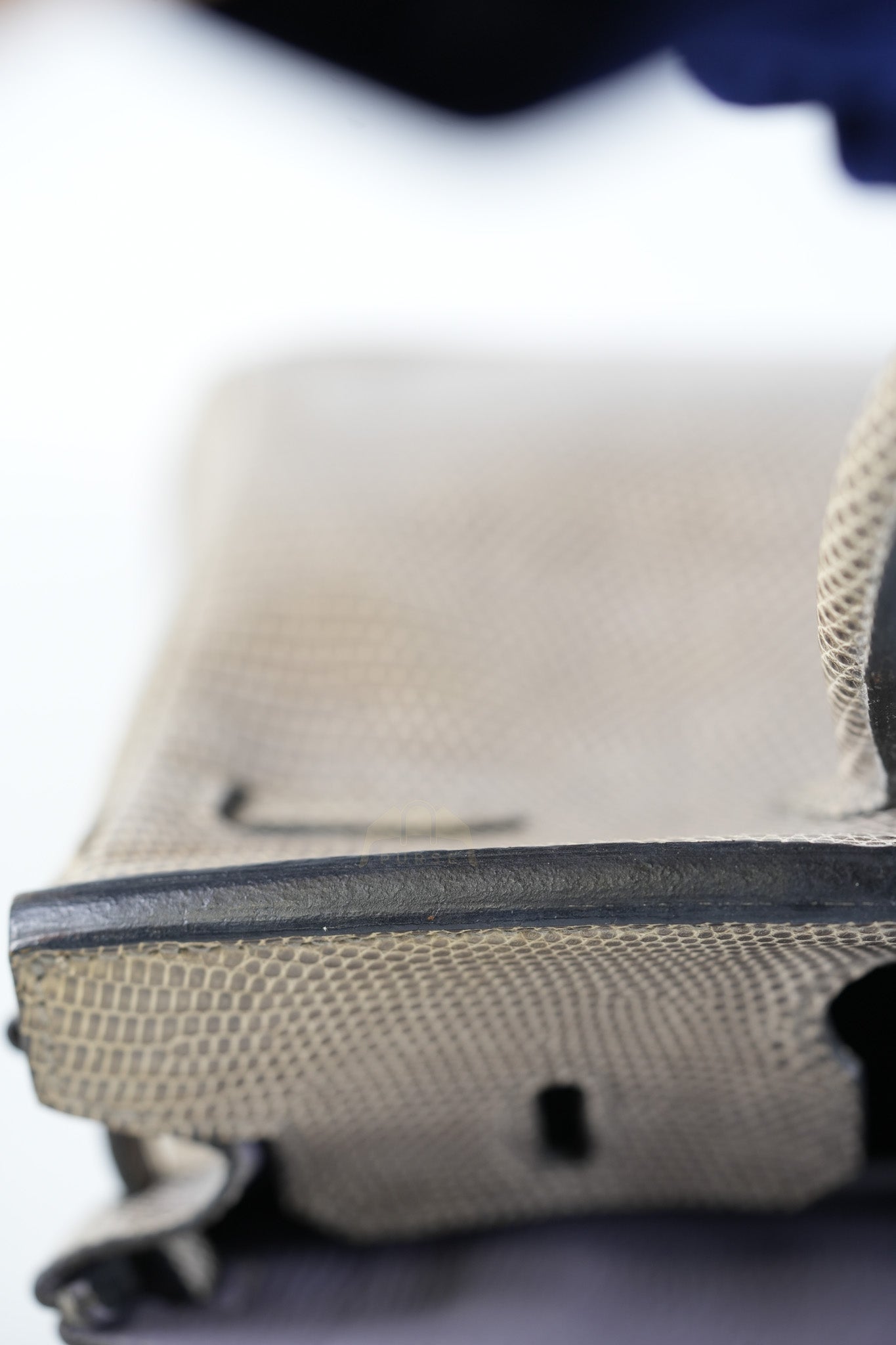 Birkin 25 Lizard Gris Tourterelle Gold hardware Stamp P (2012) | Purse Maison Luxury Bags Shop