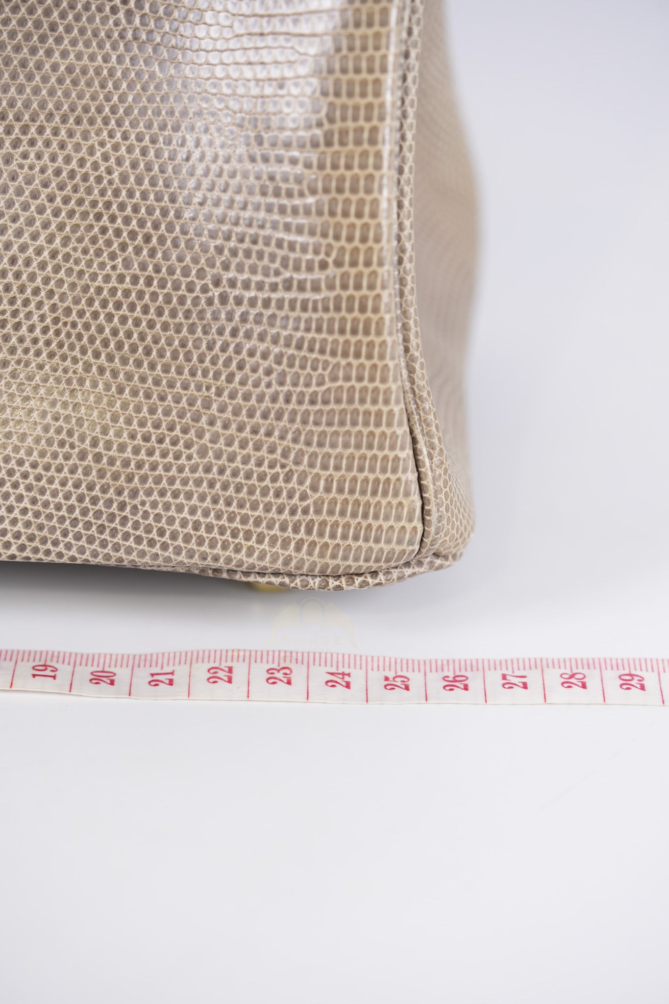 Birkin 25 Lizard Gris Tourterelle Gold hardware Stamp P (2012) | Purse Maison Luxury Bags Shop