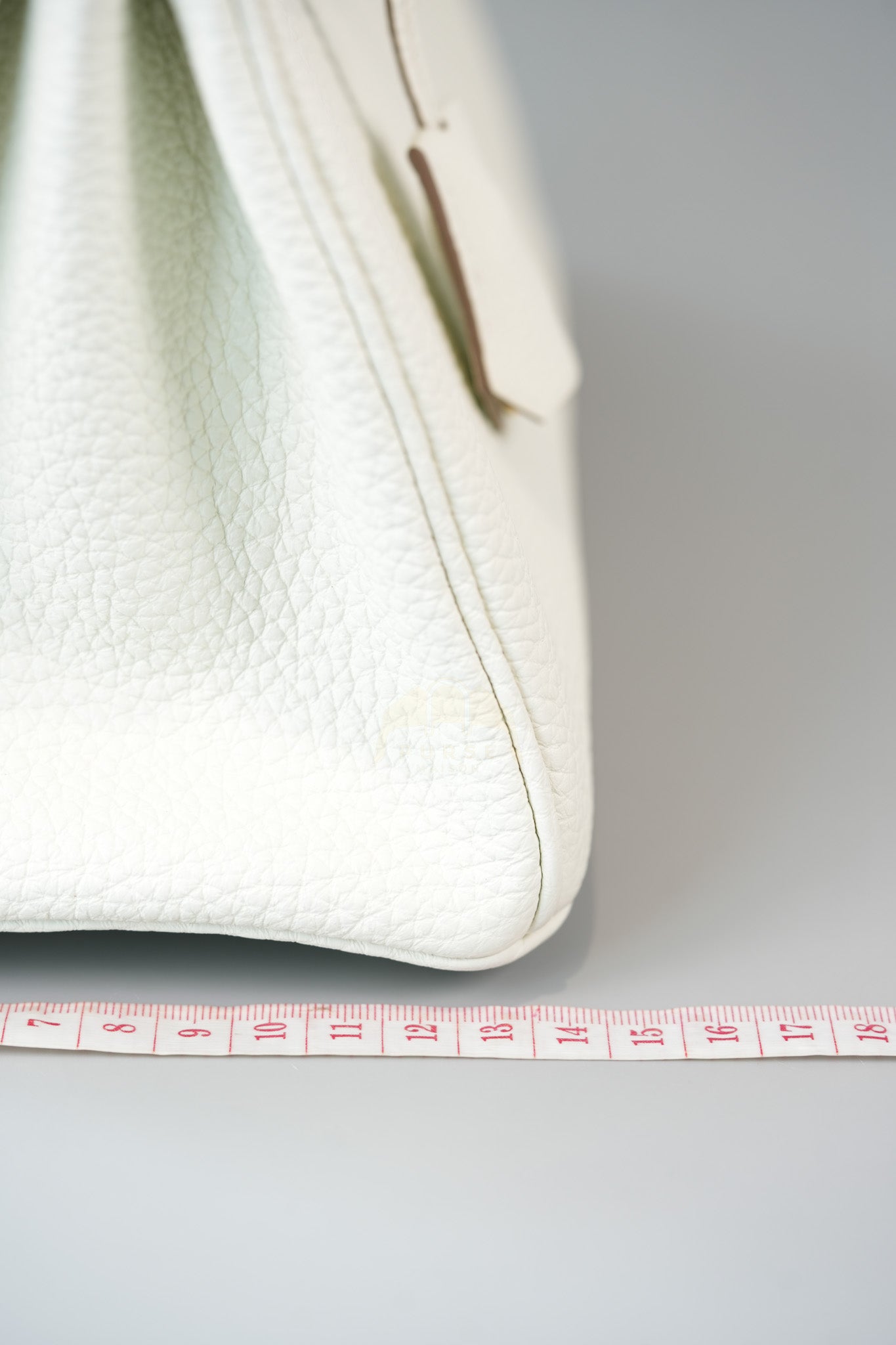 Birkin 25 Mushroom in Togo Leather and Gold Hardware Stamp B (2023) | Purse Maison Luxury Bags Shop