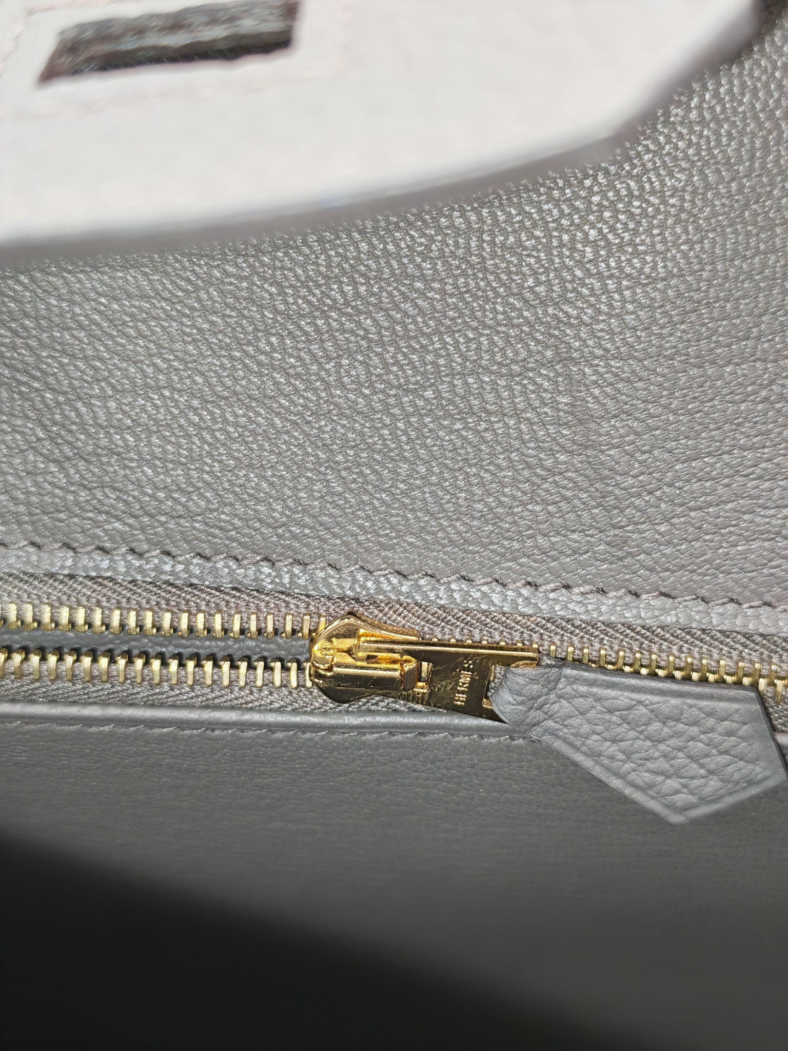 Birkin 25 Retourne Gris Etain in Togo Leather and Gold Hardware Stamp Y (2020) | Purse Maison Luxury Bags Shop