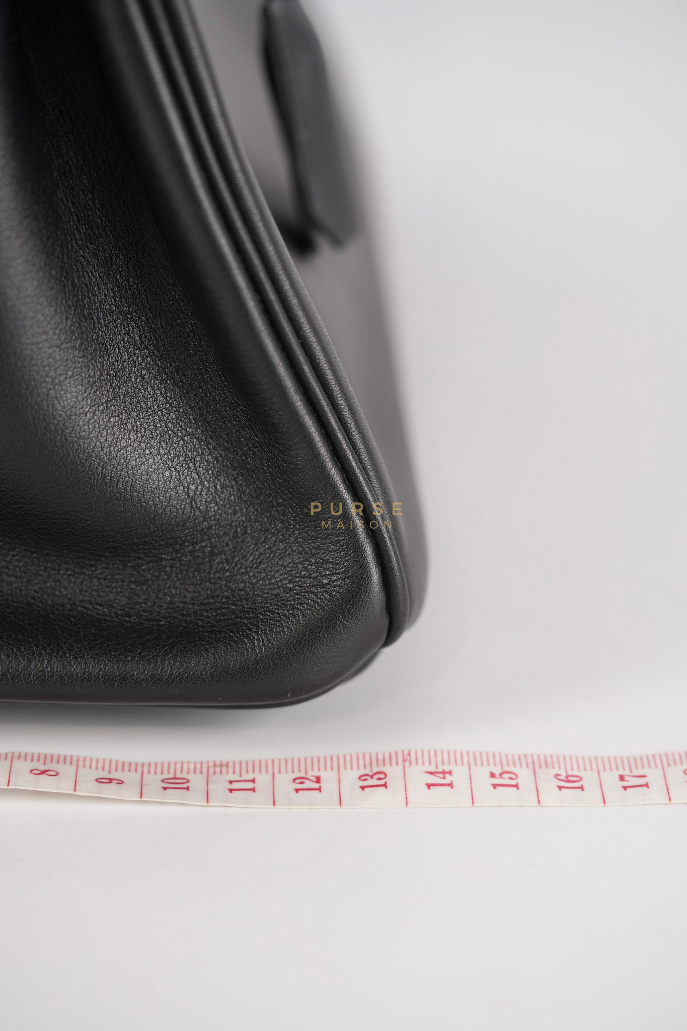 Birkin 25 Retourne in Black Swift Leather and Gold Hardware Stamp A (2017) | Purse Maison Luxury Bags Shop