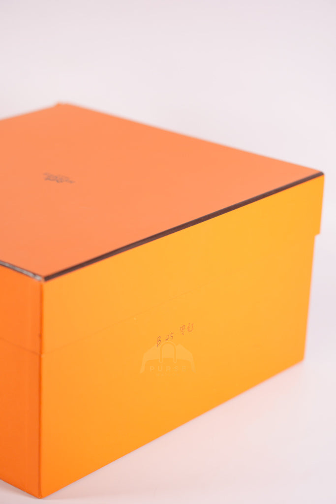 Birkin 25 Retourne in Etain Togo Leather and Gold Hardware Stamp D (2019) | Purse Maison Luxury Bags Shop