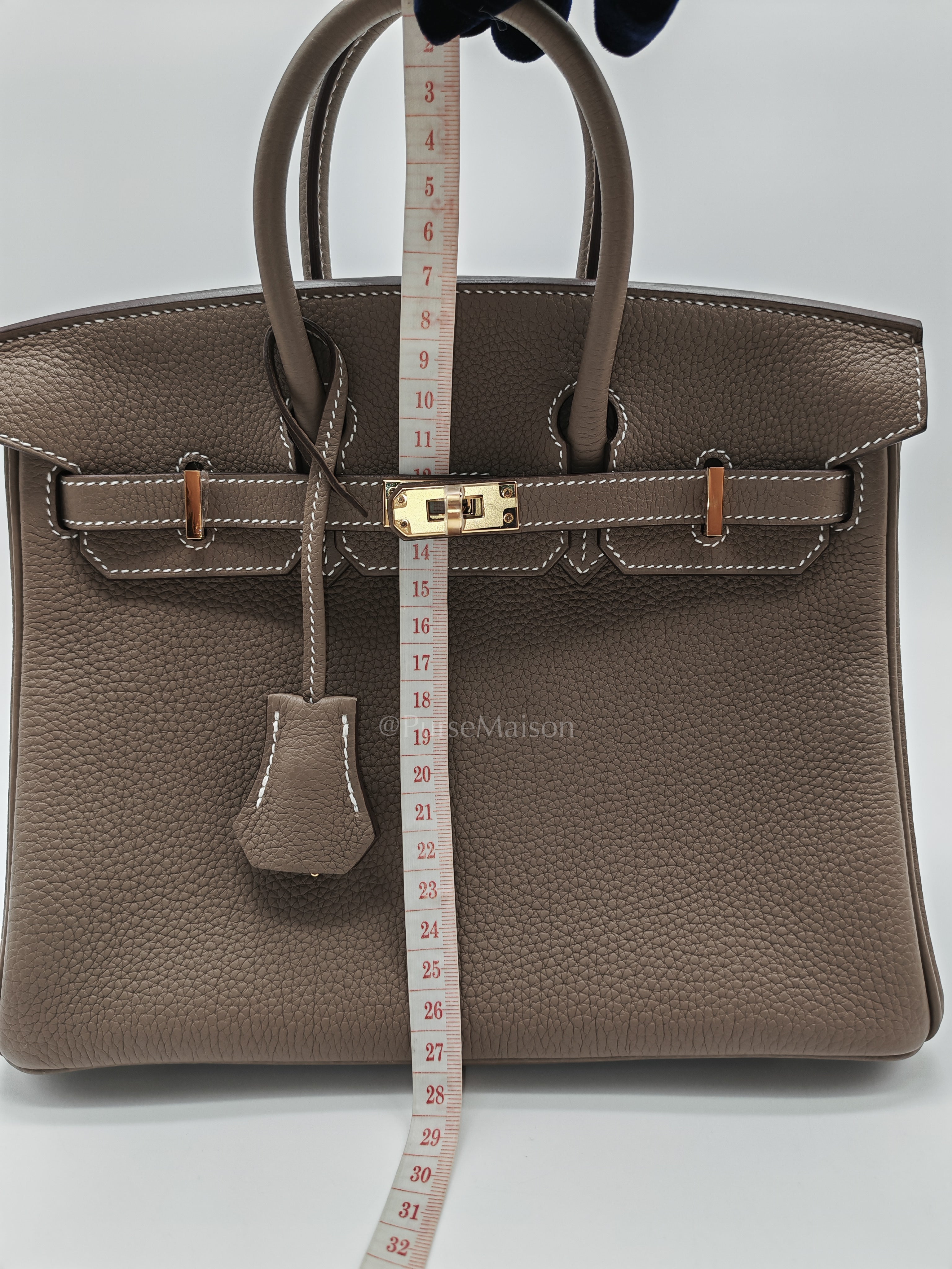 Birkin 25 Retourne in Etoupe Togo Leather and Gold Hardware Stamp W (2024) | Purse Maison Luxury Bags Shop
