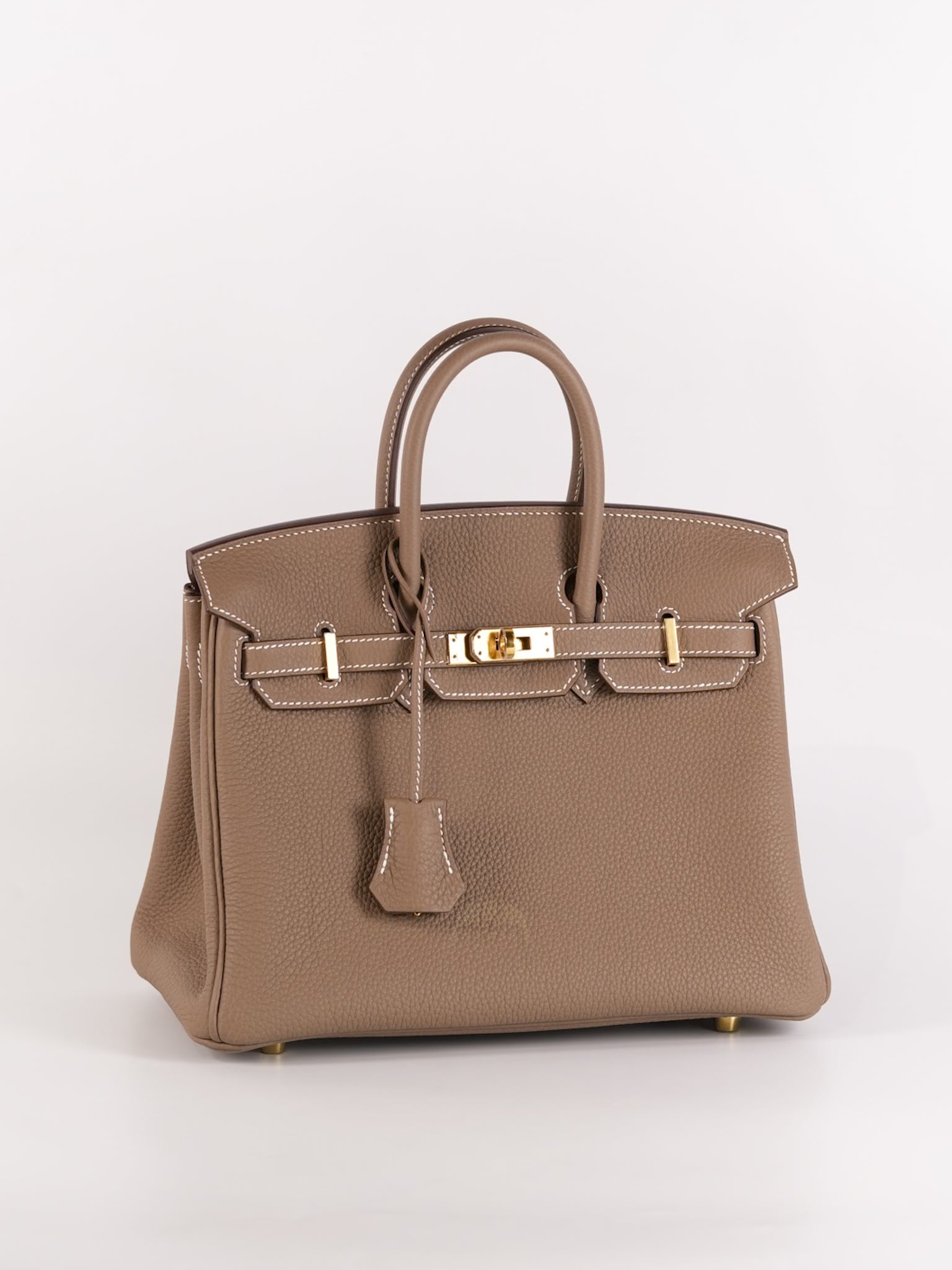 Birkin 25 Retourne in Etoupe Togo Leather and Gold Hardware Stamp W (2024) | Purse Maison Luxury Bags Shop